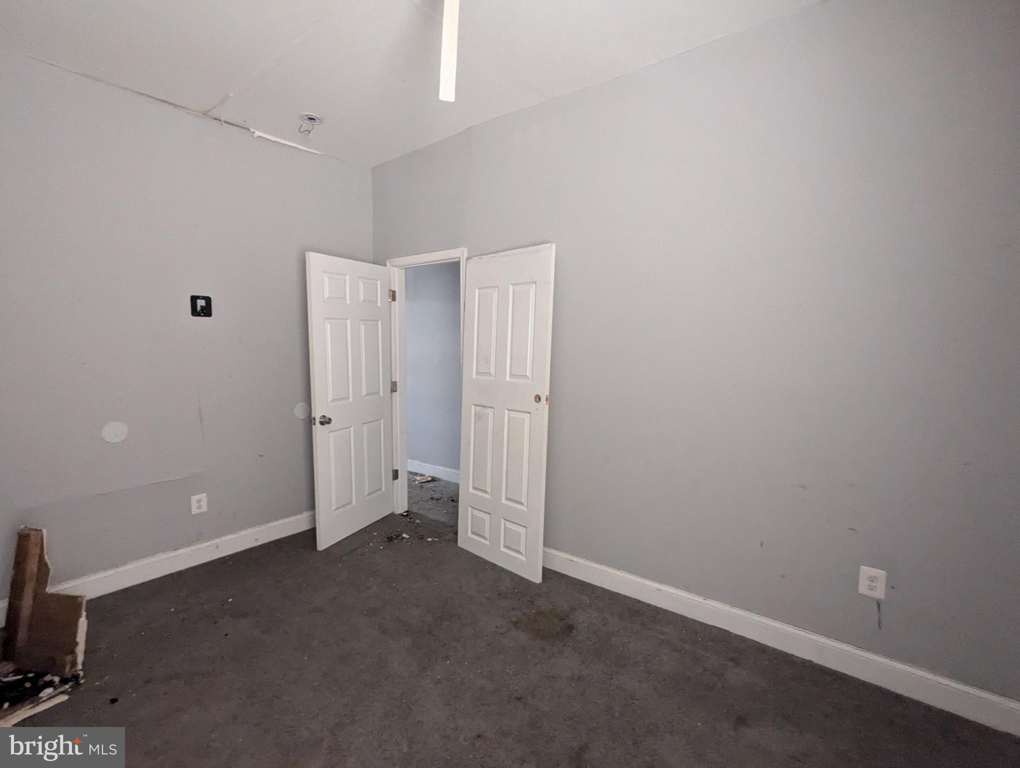 BARCLAY - Residential