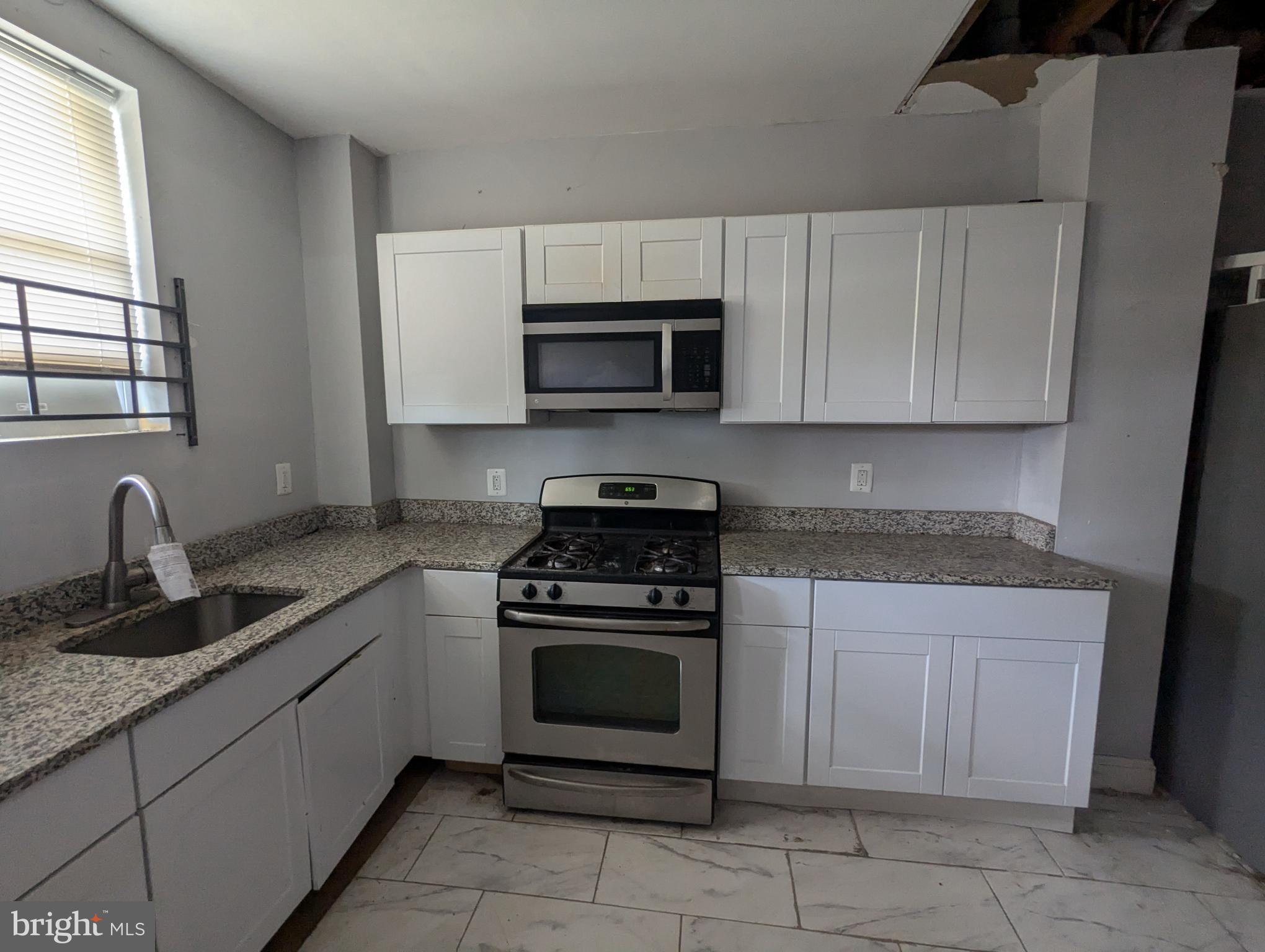 BARCLAY - Residential