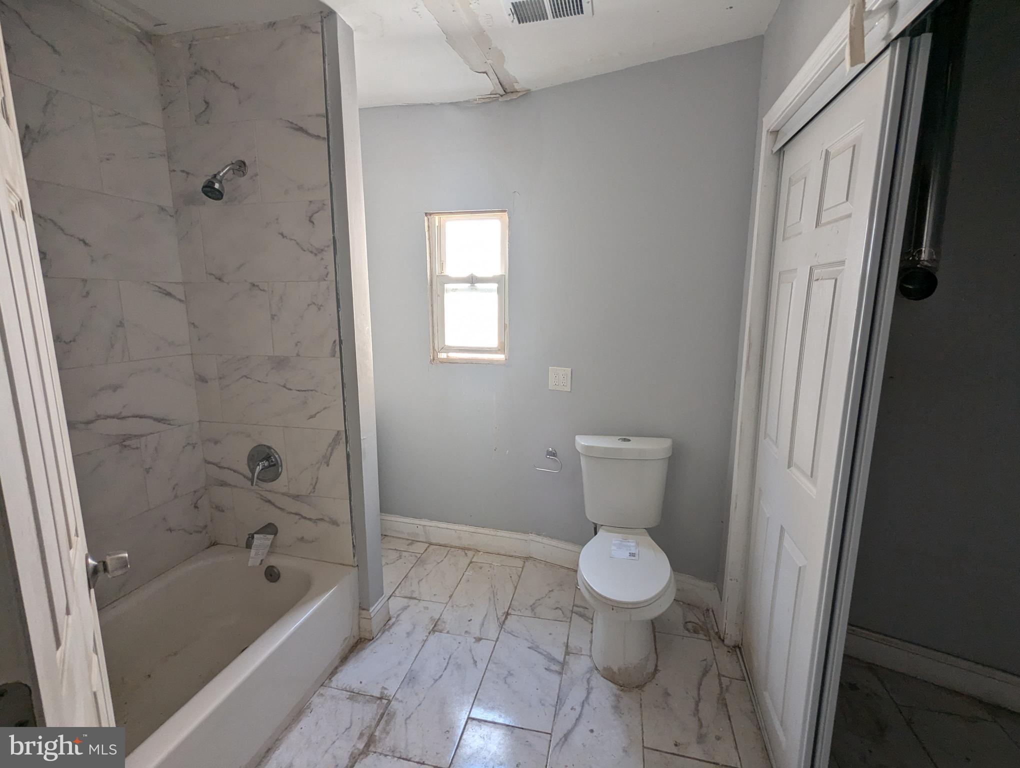 BARCLAY - Residential