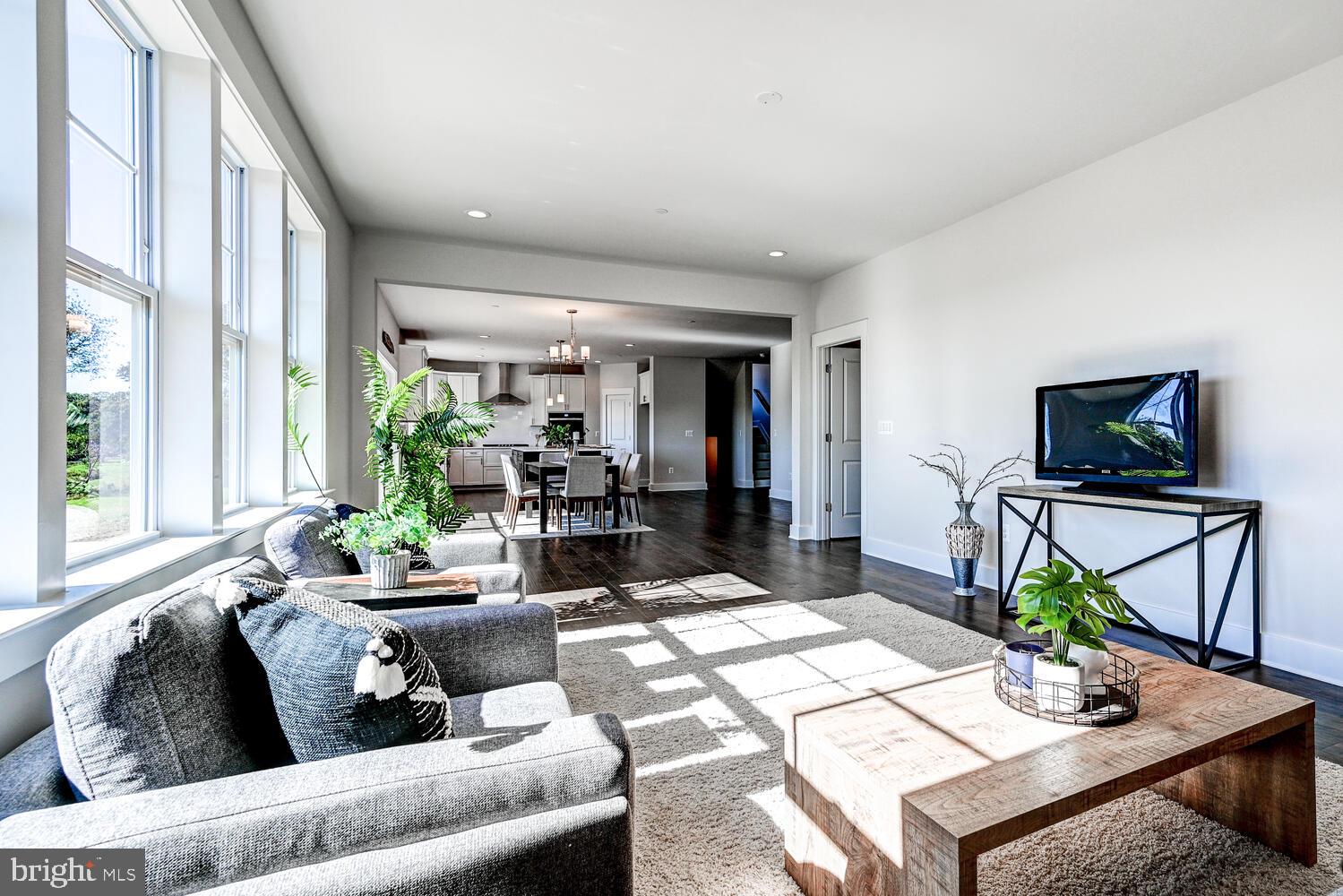 SHAMROCK ESTATES - Residential