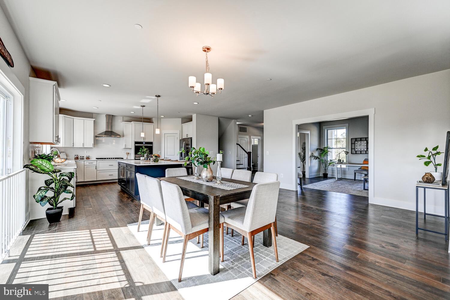 SHAMROCK ESTATES - Residential