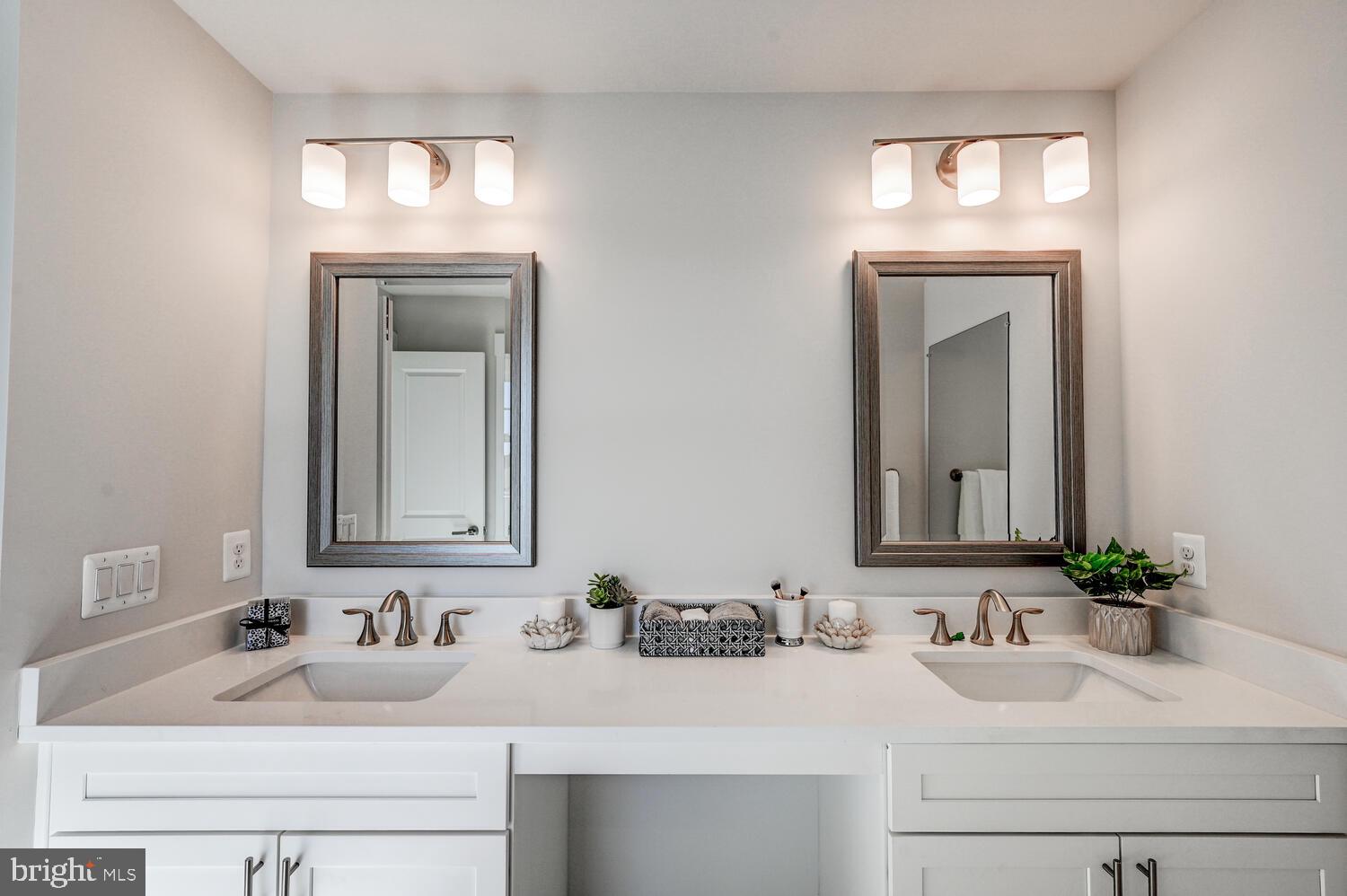 SHAMROCK ESTATES - Residential