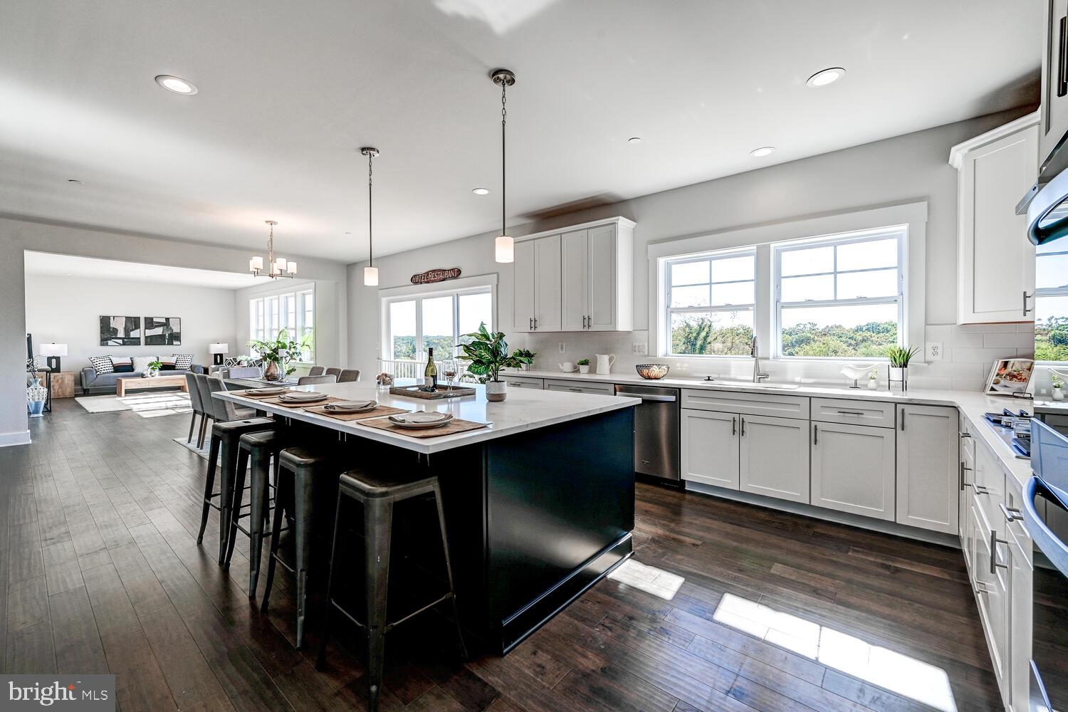 SHAMROCK ESTATES - Residential