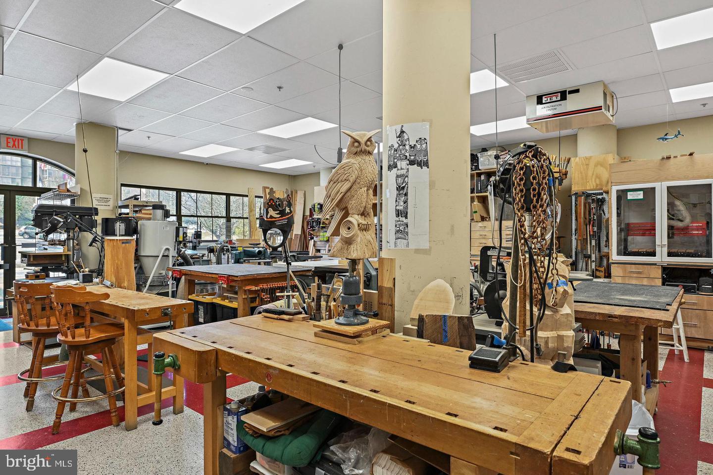 LANSDOWNE WOODS - Residential