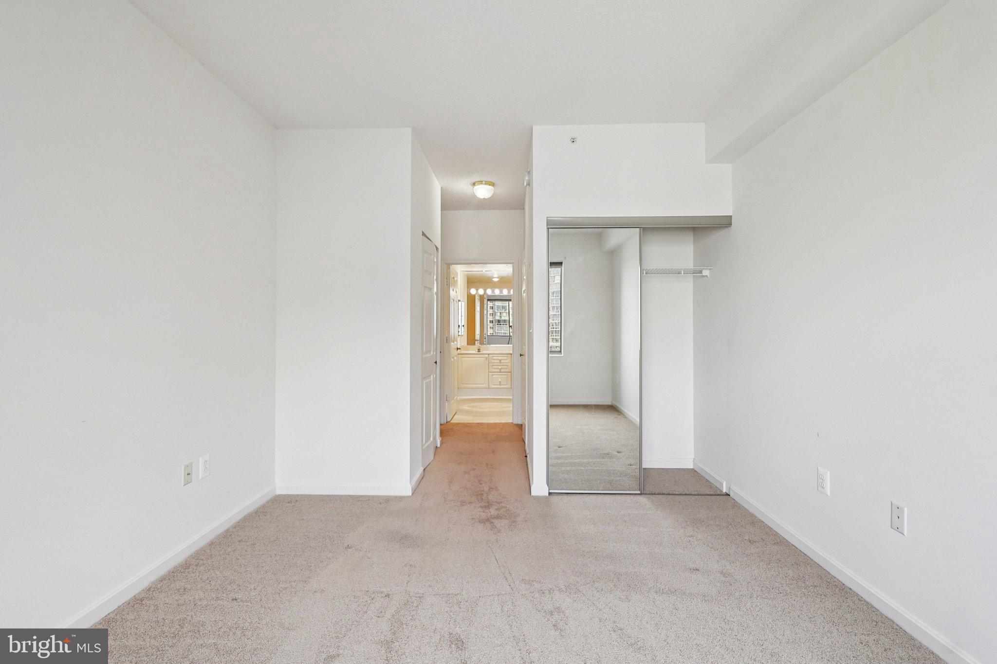 LANSDOWNE WOODS - Residential