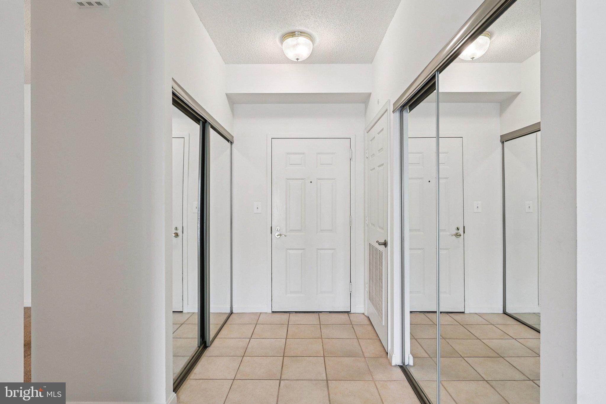 LANSDOWNE WOODS - Residential