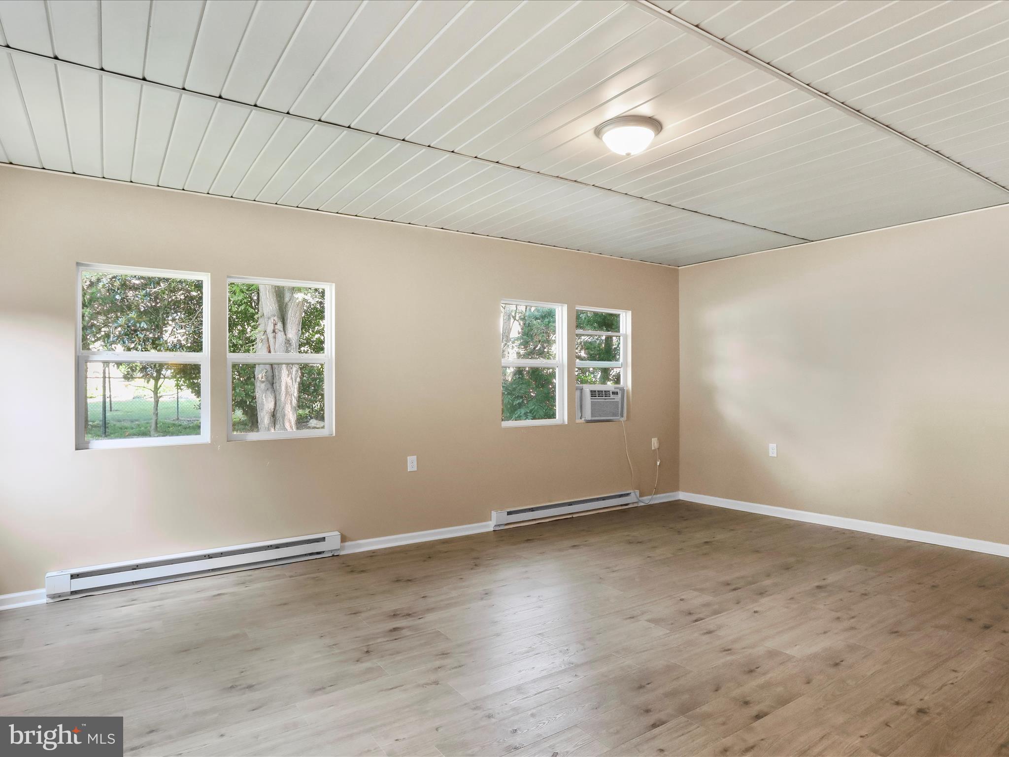 OAK RIDGE - Residential