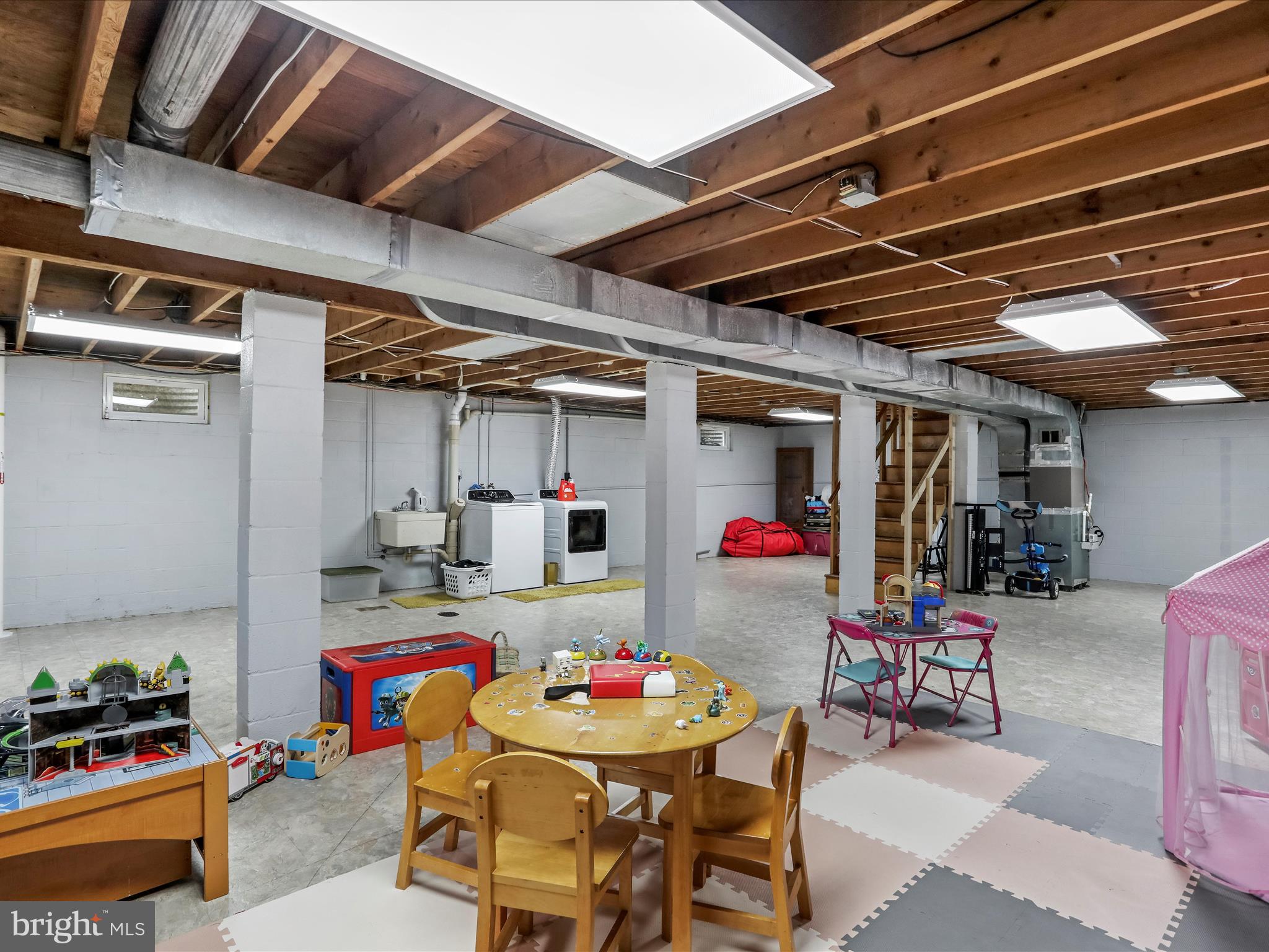 OAK RIDGE - Residential