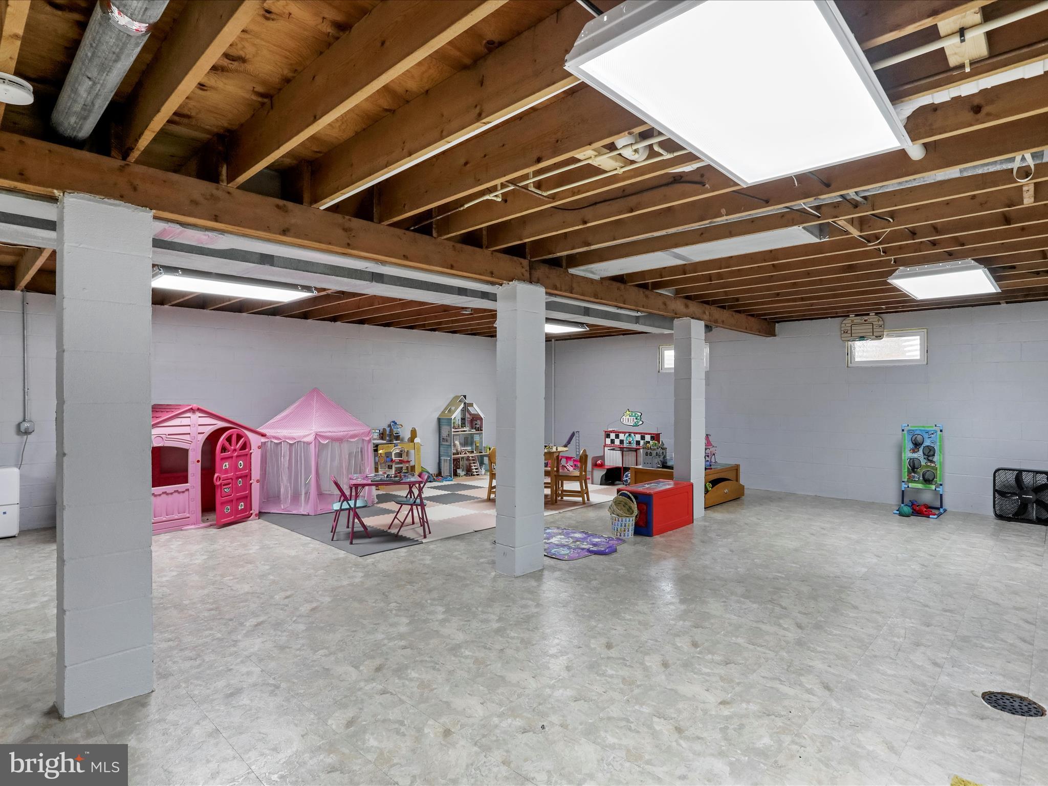 OAK RIDGE - Residential