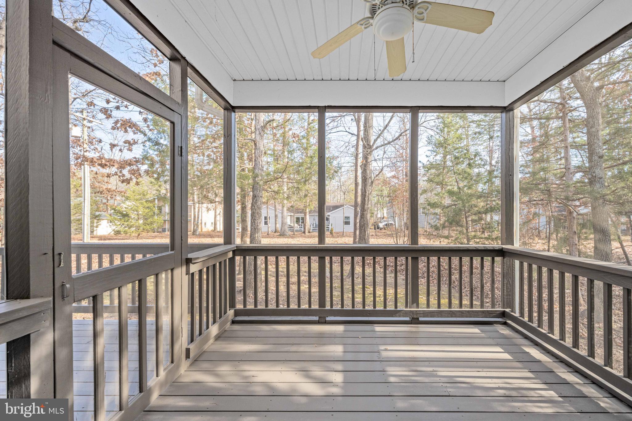 LAKE OF THE WOODS - Residential Lease