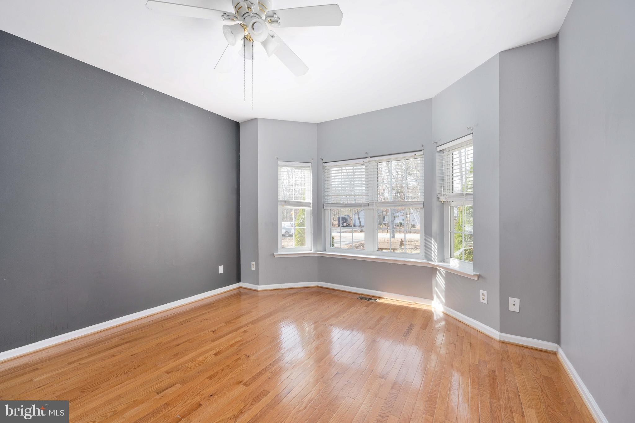 LAKE OF THE WOODS - Residential Lease