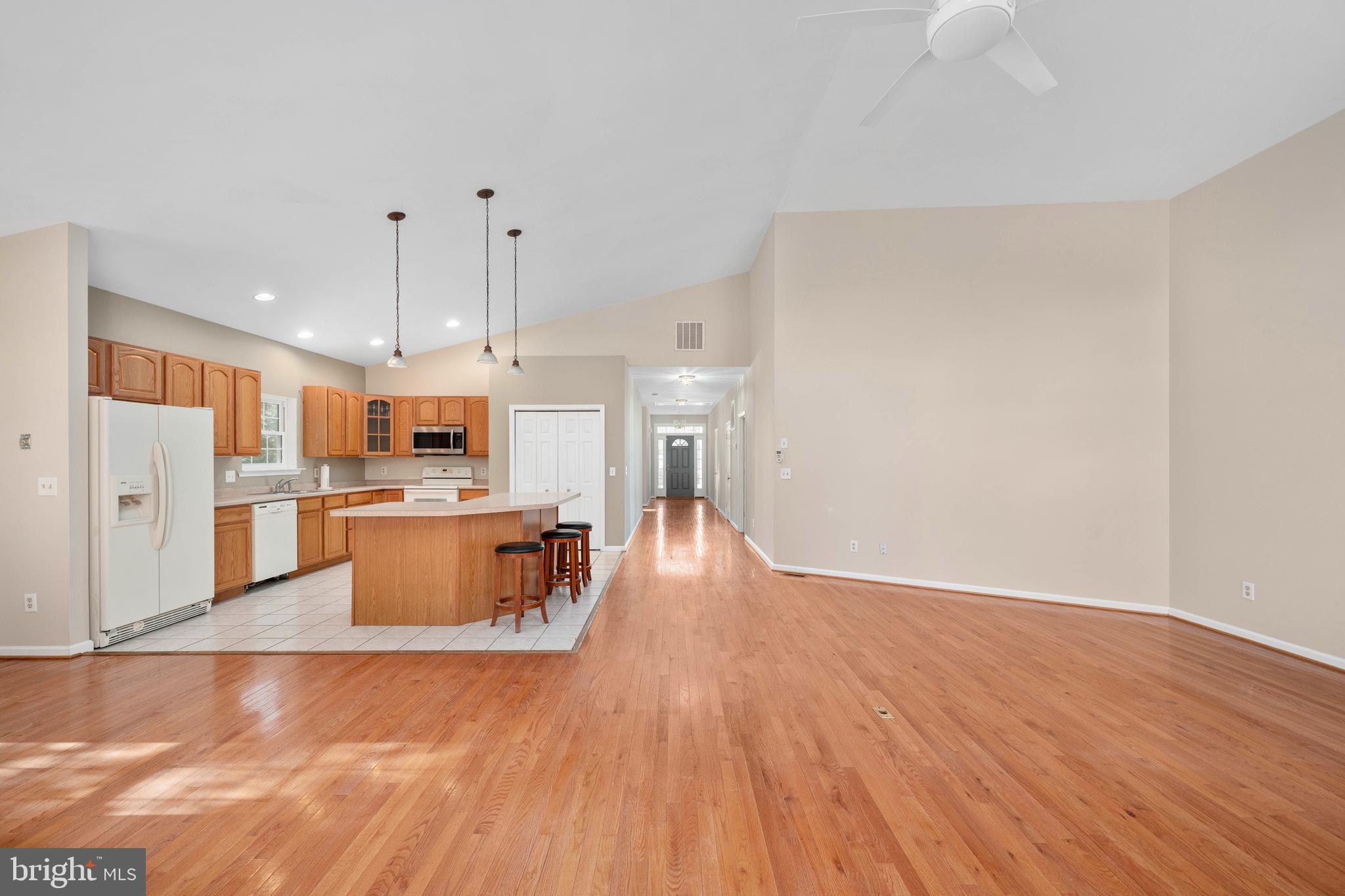 LAKE OF THE WOODS - Residential Lease