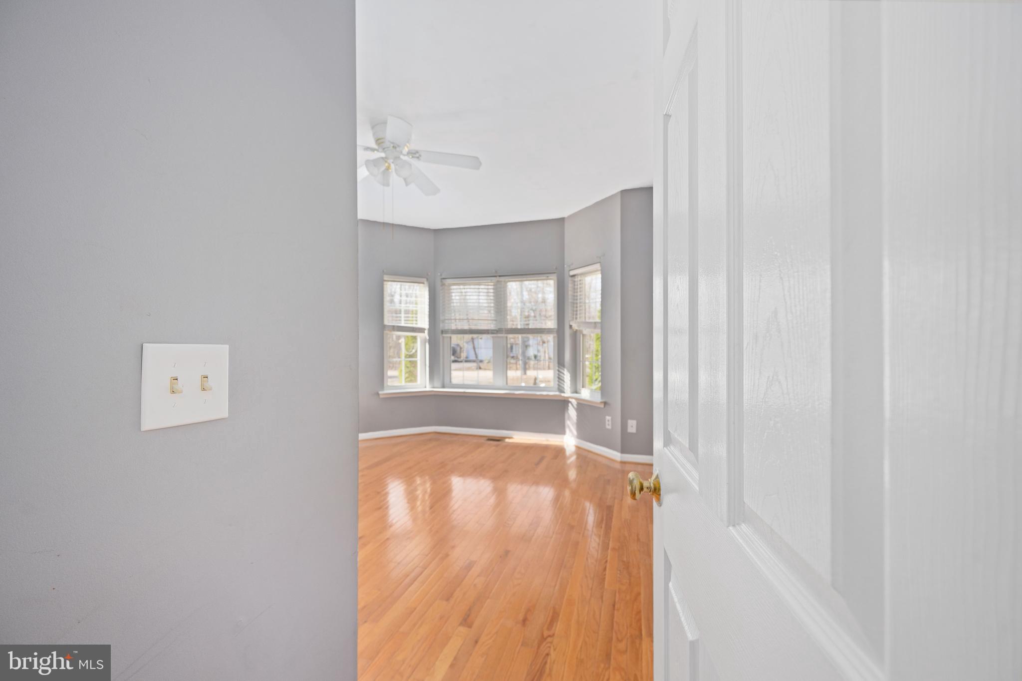 LAKE OF THE WOODS - Residential Lease