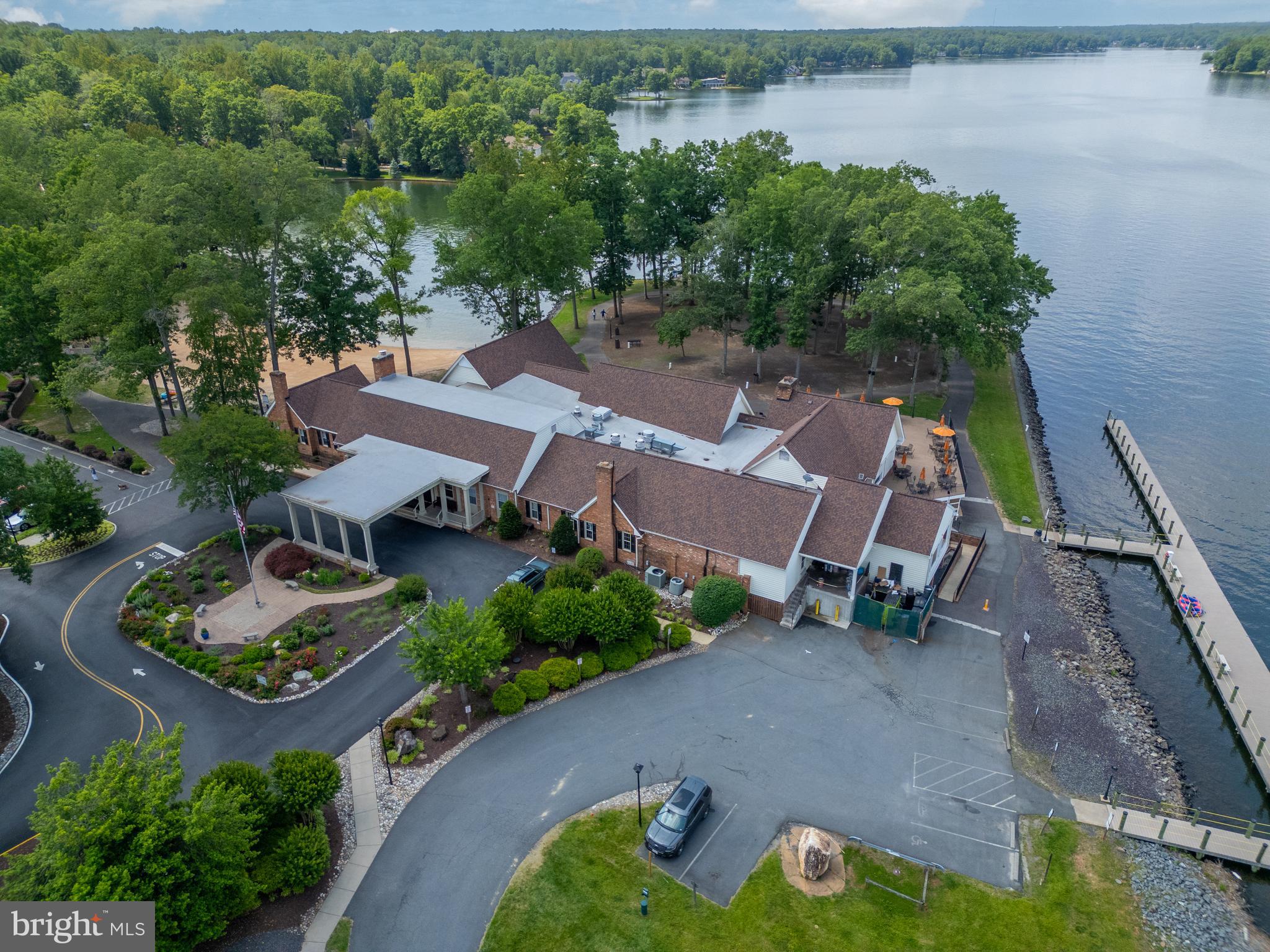 LAKE OF THE WOODS - Residential Lease