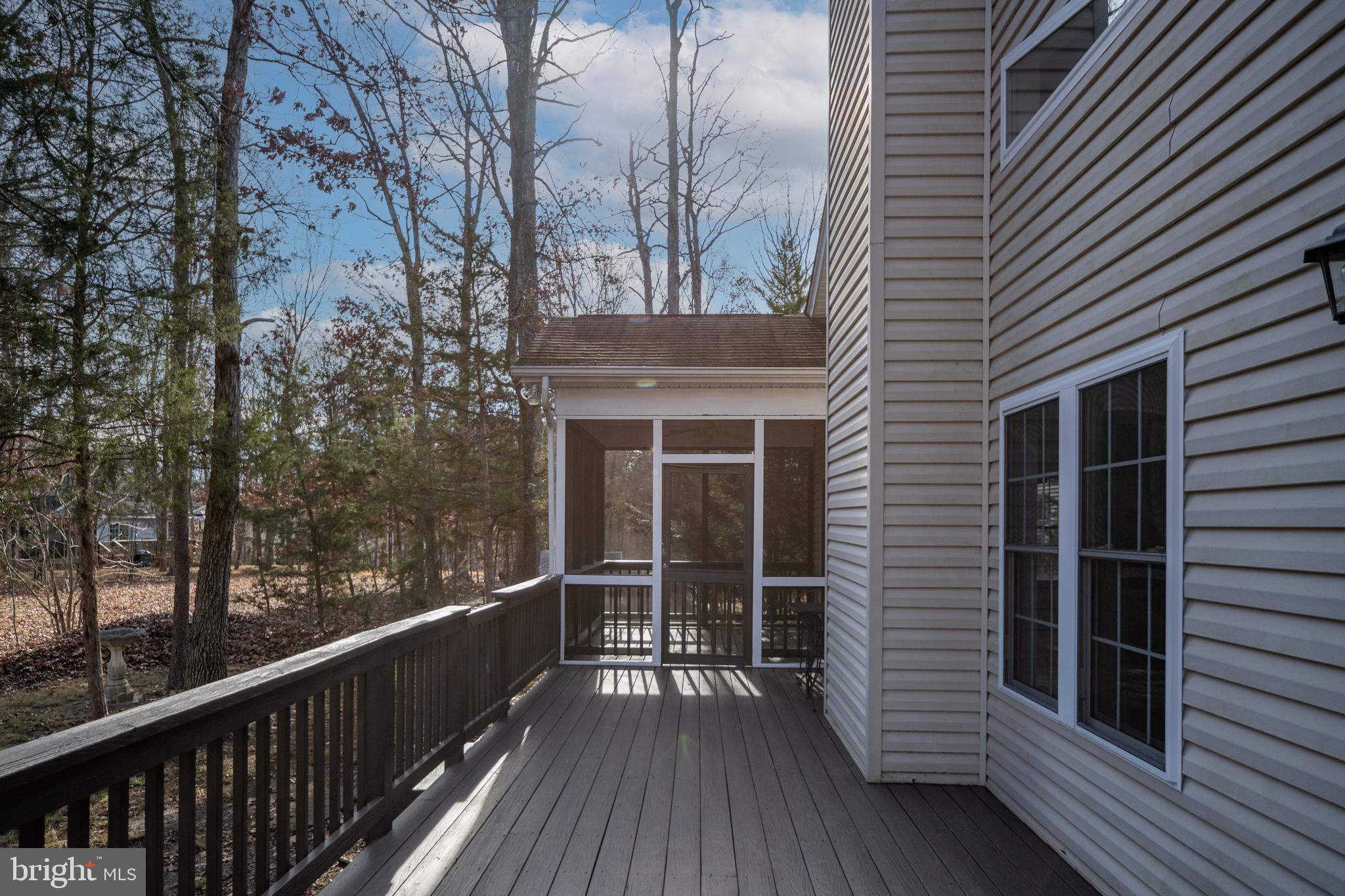 LAKE OF THE WOODS - Residential Lease