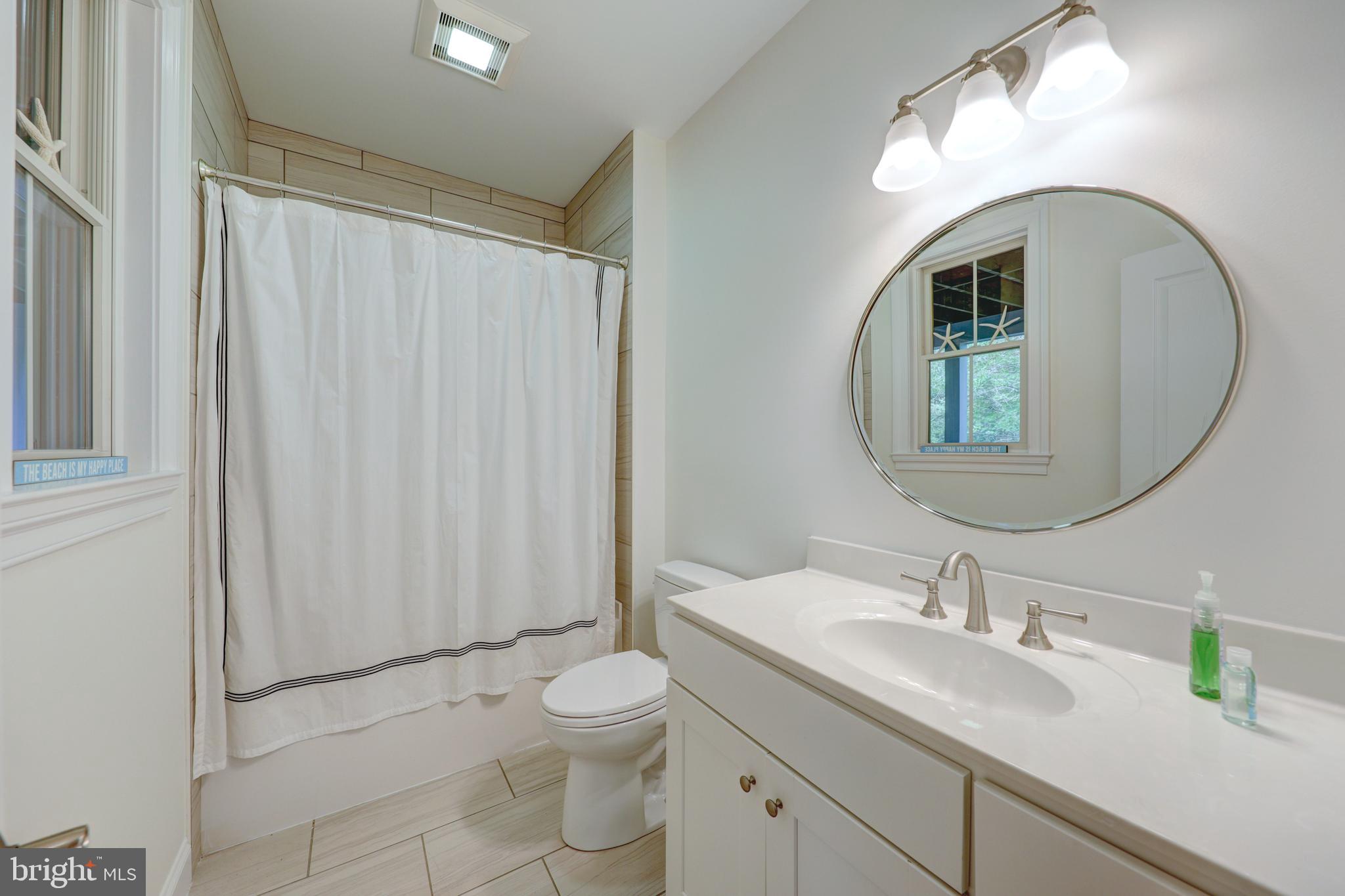 OCEAN BREEZES - Residential