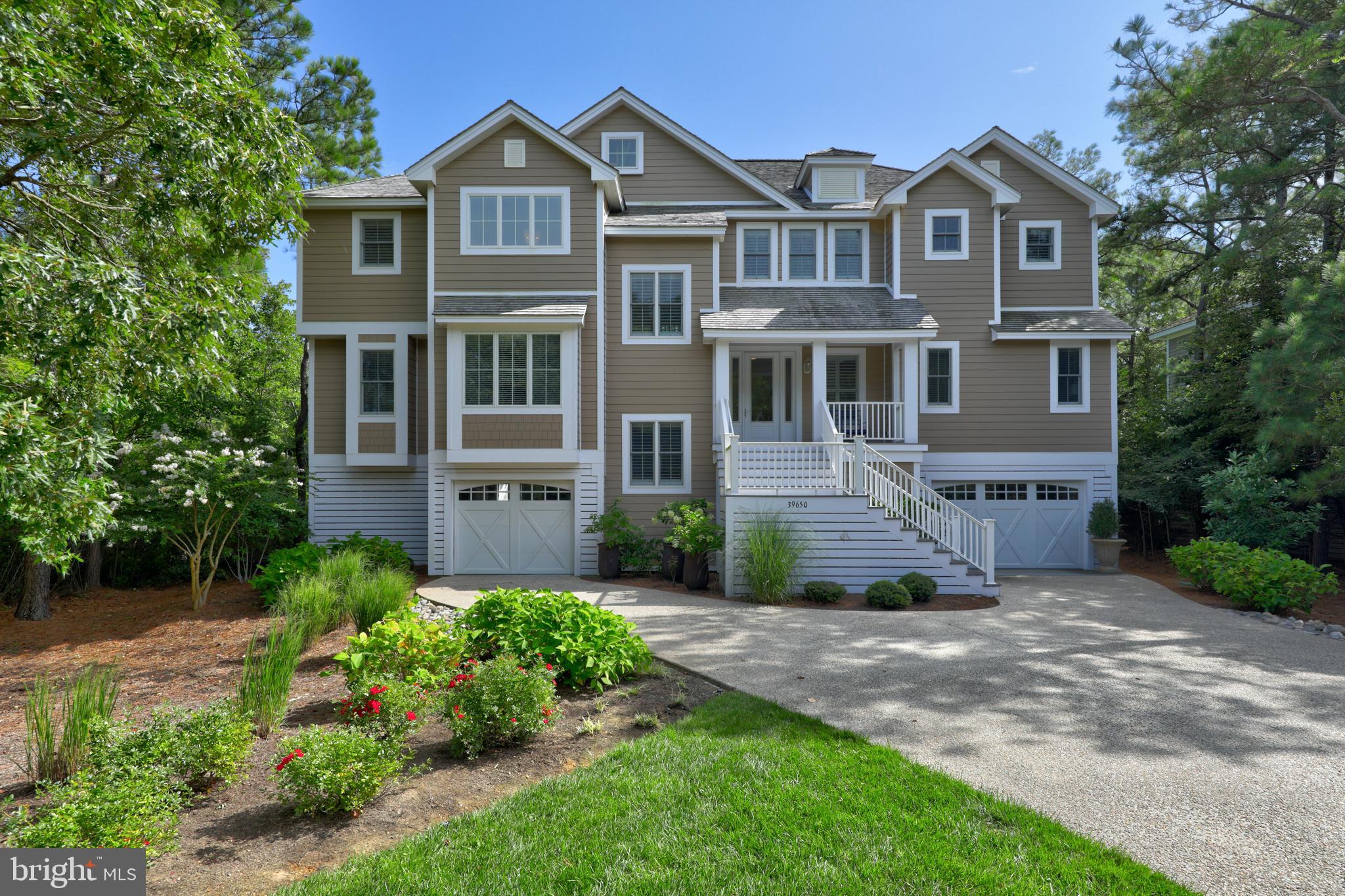 OCEAN BREEZES - Residential