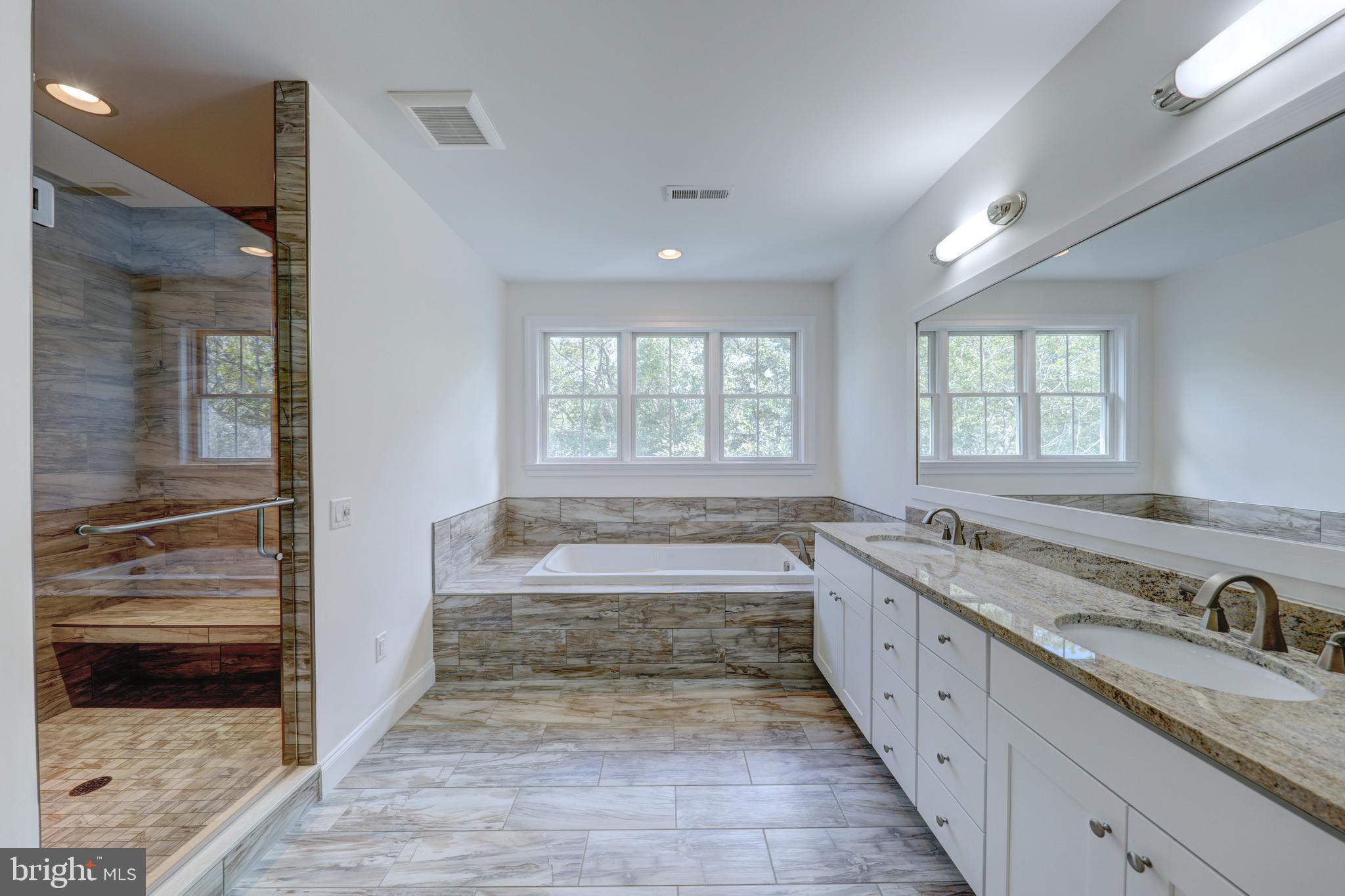 OCEAN BREEZES - Residential