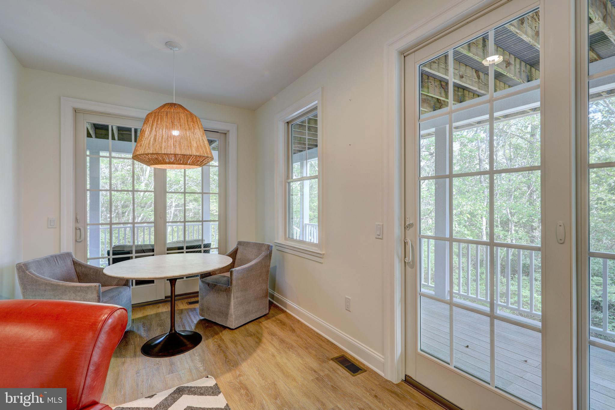 OCEAN BREEZES - Residential