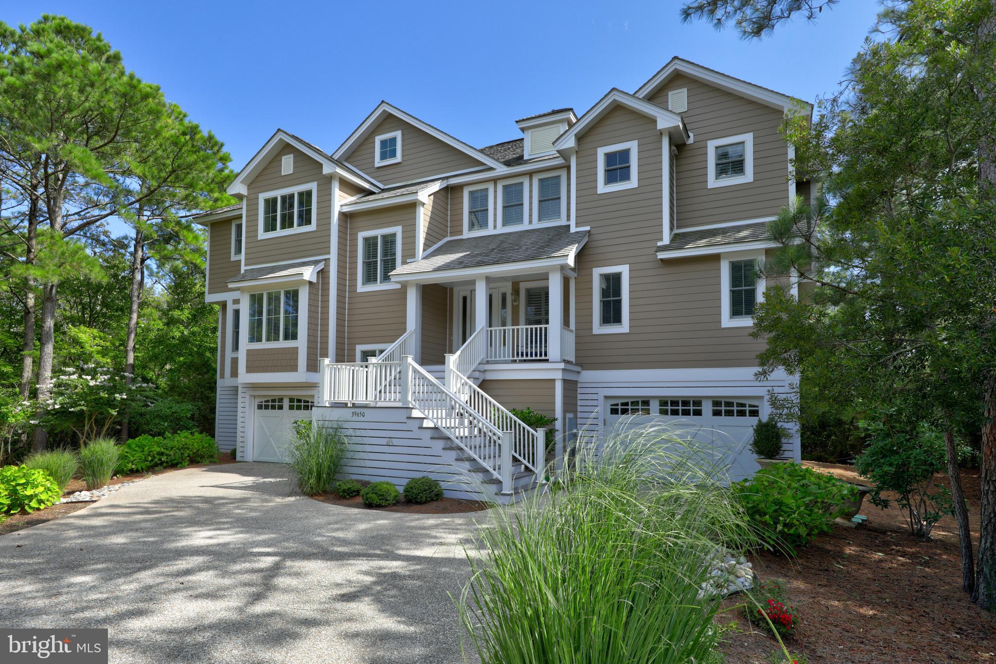 OCEAN BREEZES - Residential