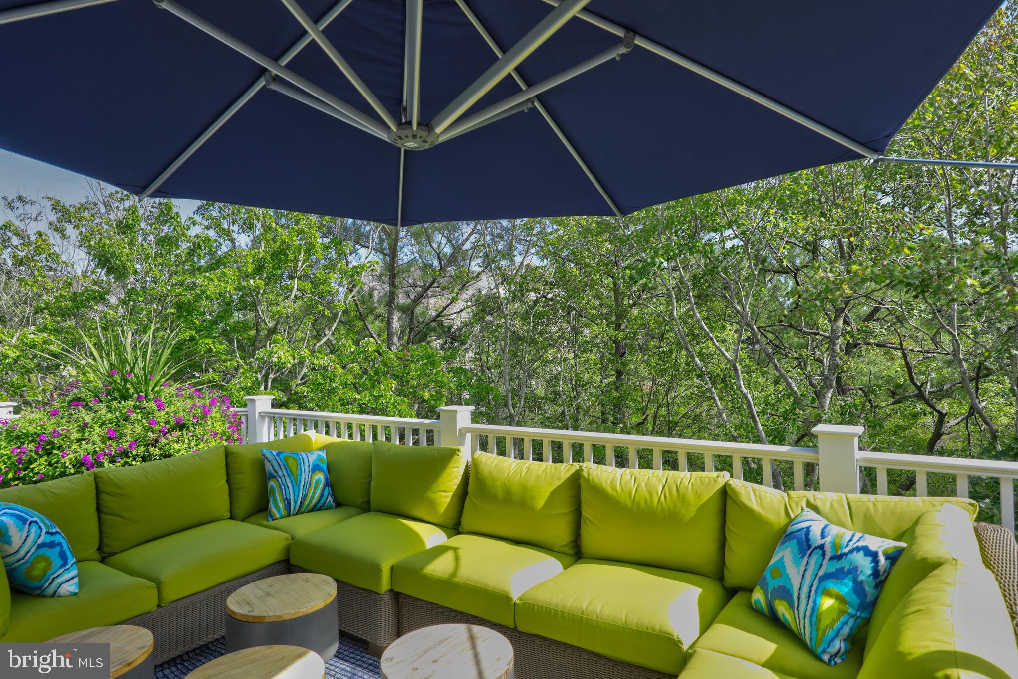 OCEAN BREEZES - Residential