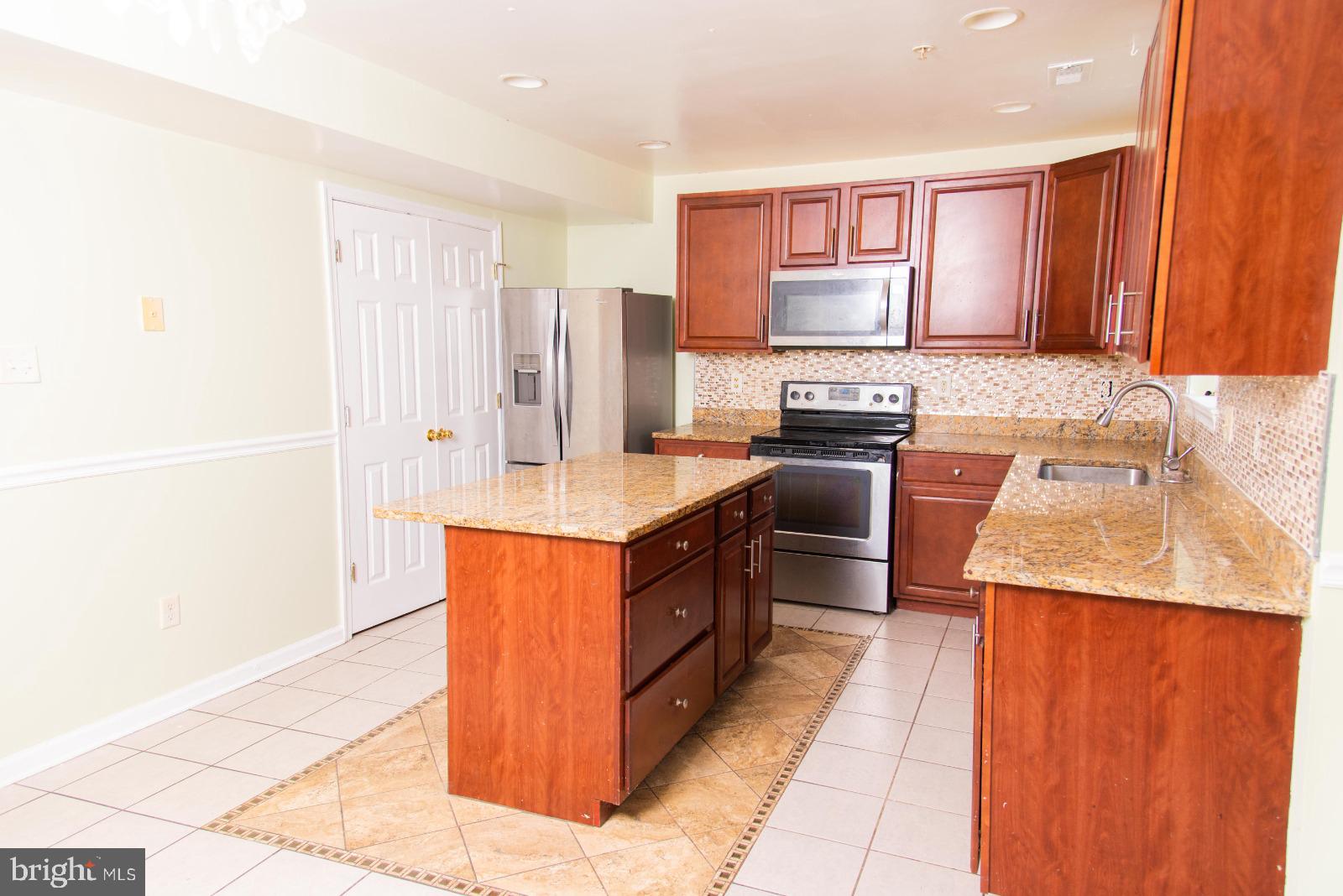 LARK BROWN CROSSING - Residential