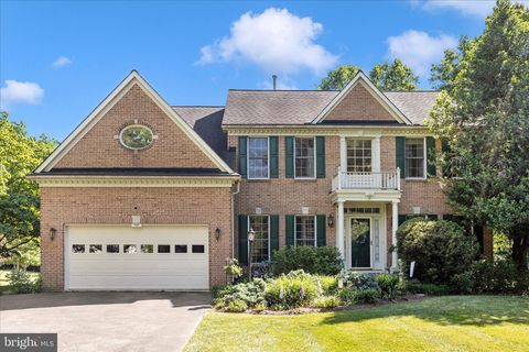 Homes For Sale - 19808 Falling Spring Court<br/> GAITHERSBURG, MD 20882