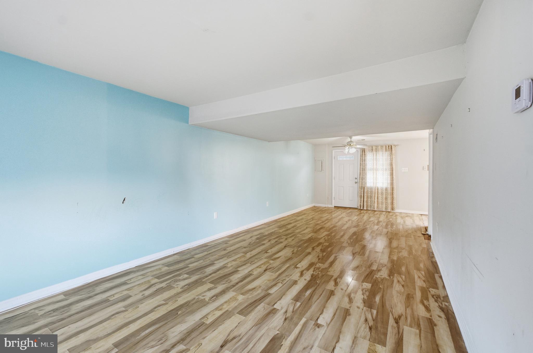 PINEWOOD HILL - Residential