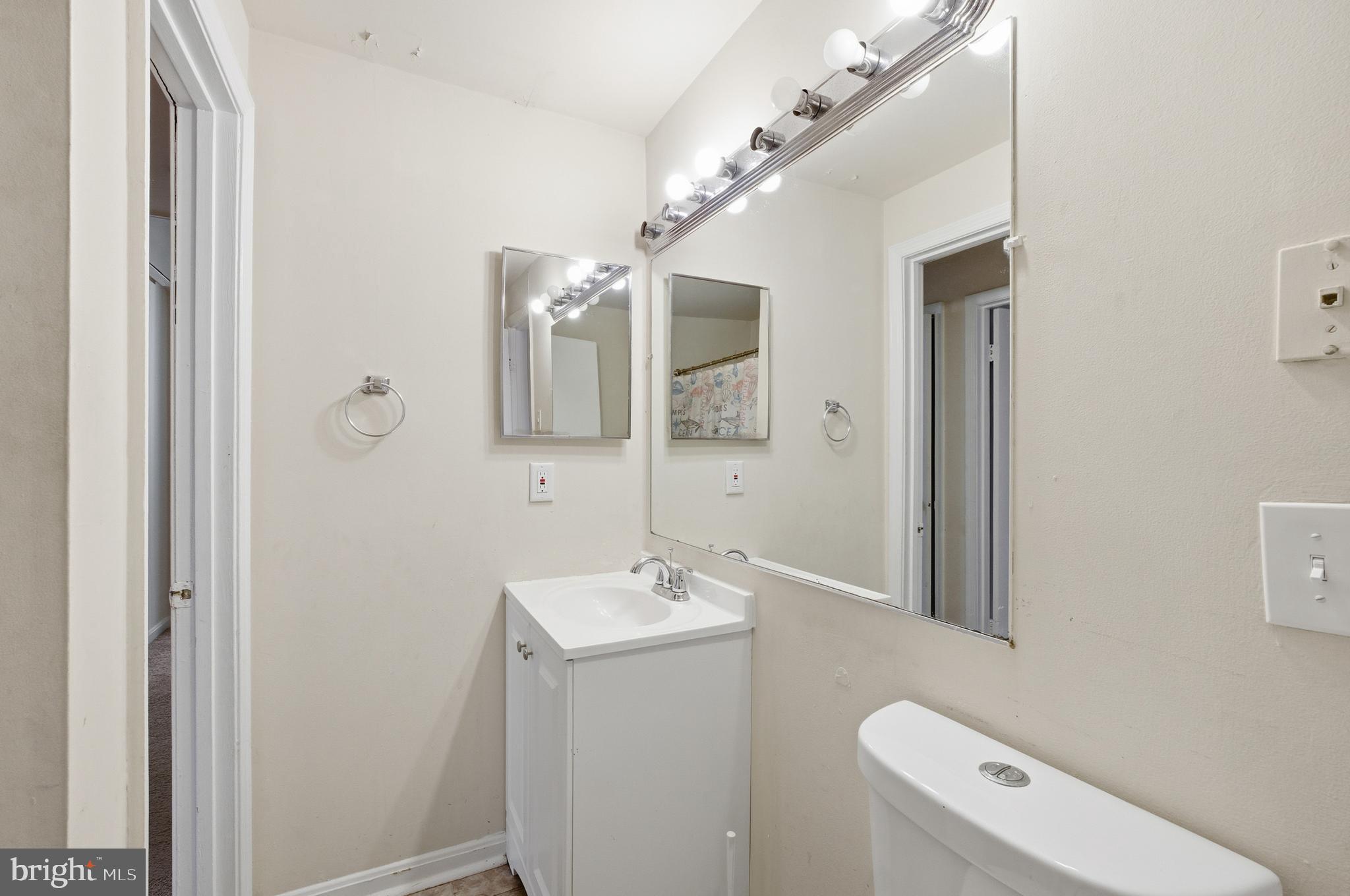 PINEWOOD HILL - Residential