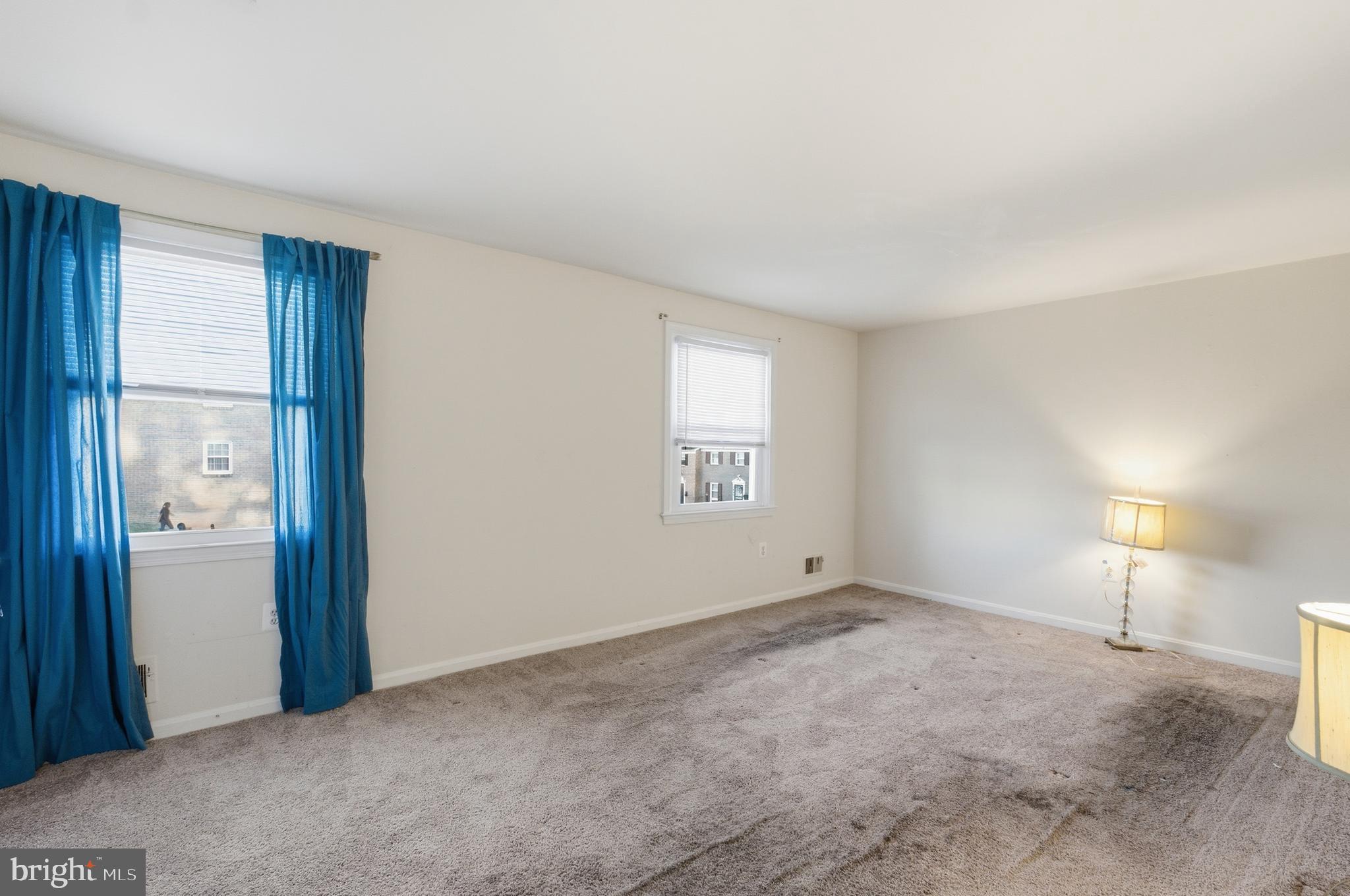 PINEWOOD HILL - Residential