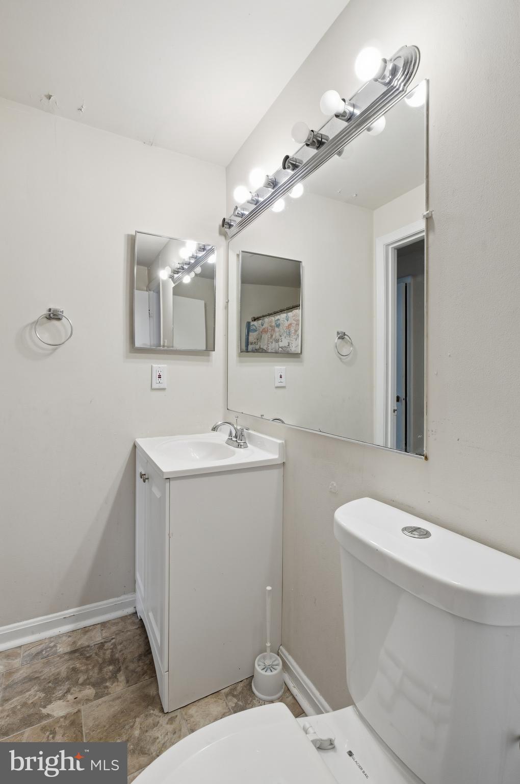 PINEWOOD HILL - Residential