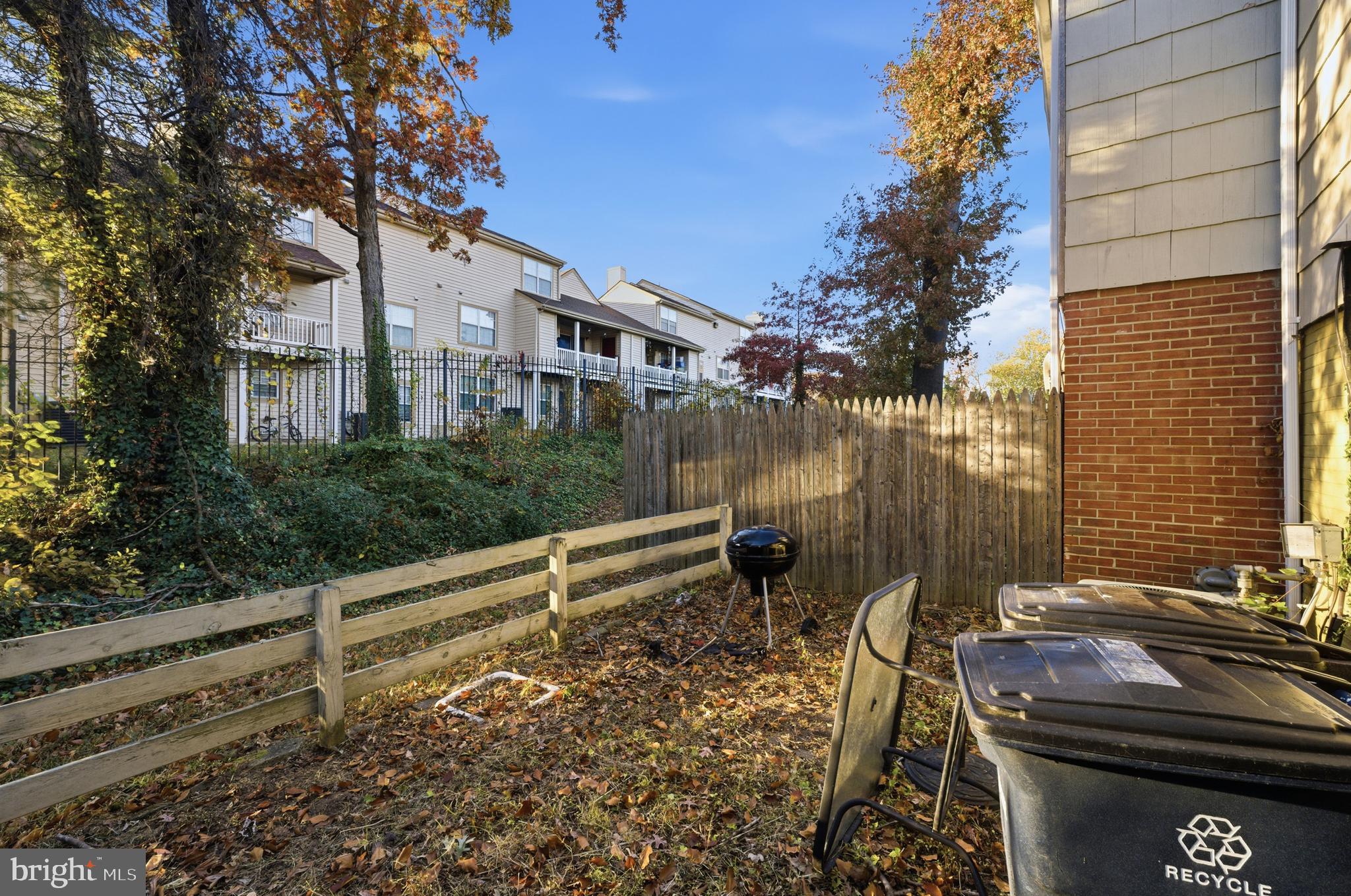 PINEWOOD HILL - Residential