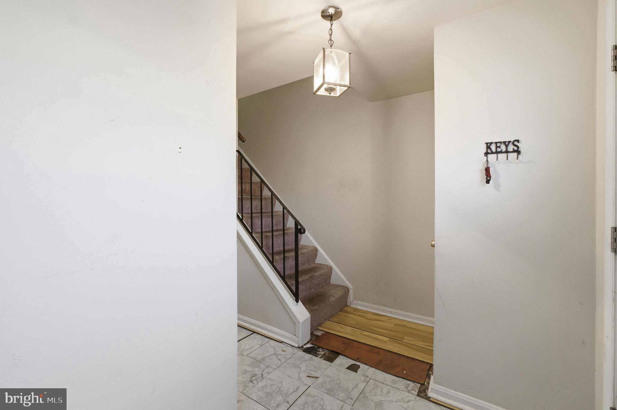 PINEWOOD HILL - Residential