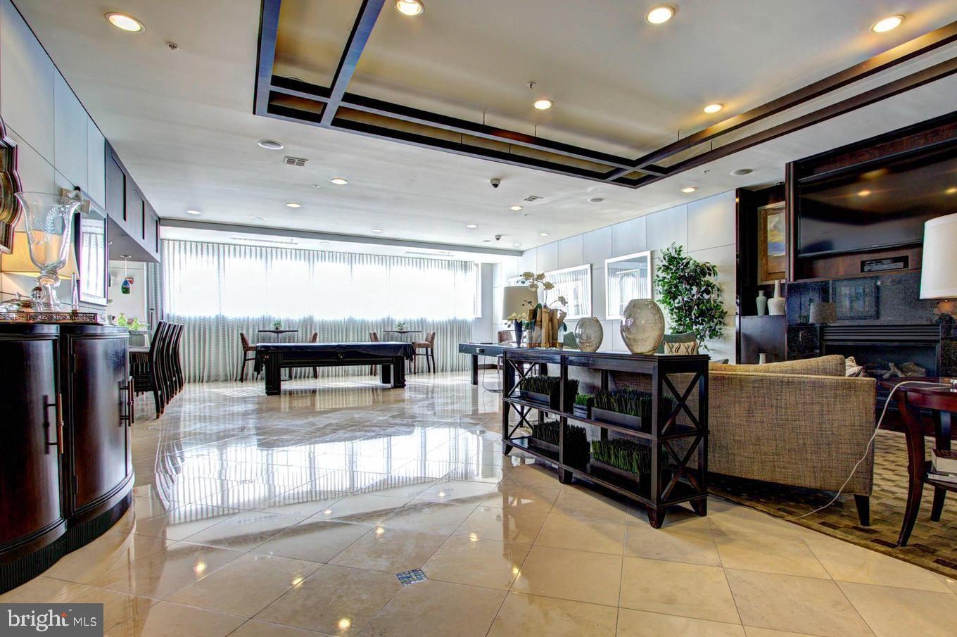 MARKET STREET AT TOWN CENTER - Residential