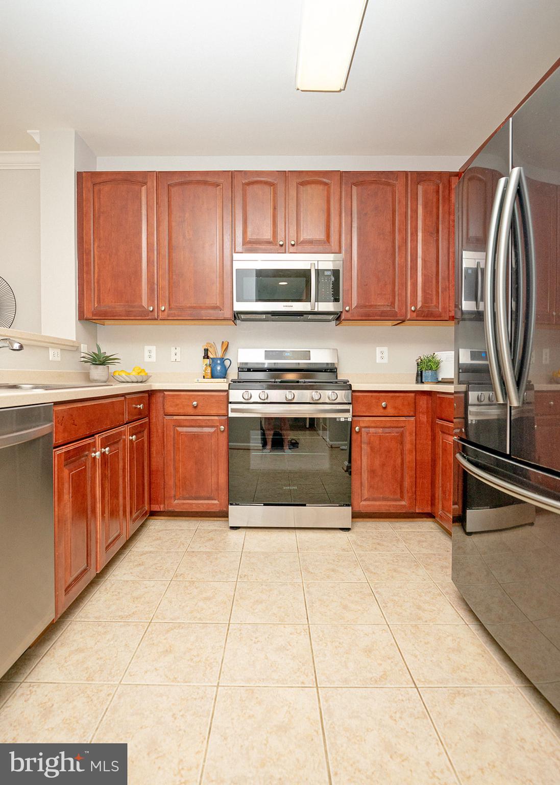 MARKET STREET AT TOWN CENTER - Residential