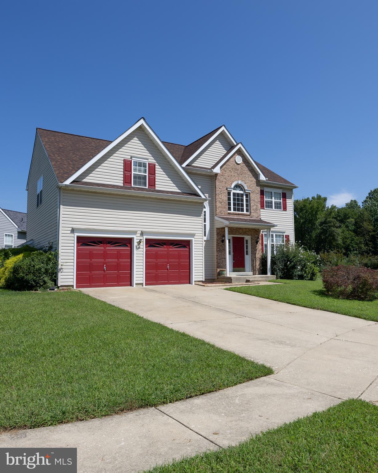 3 FOXFIELD COURT