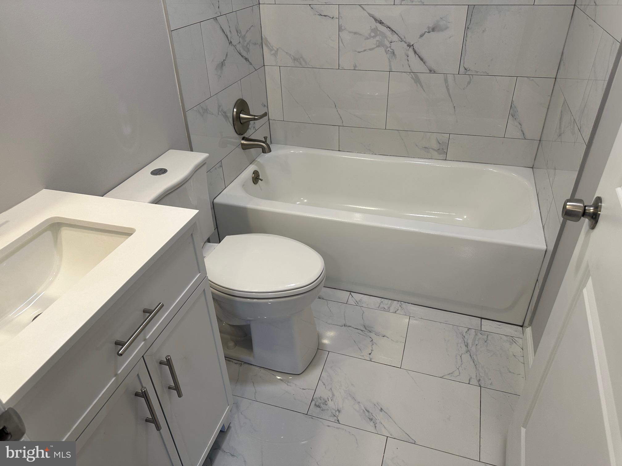 GLEN GARDENS - Residential Lease