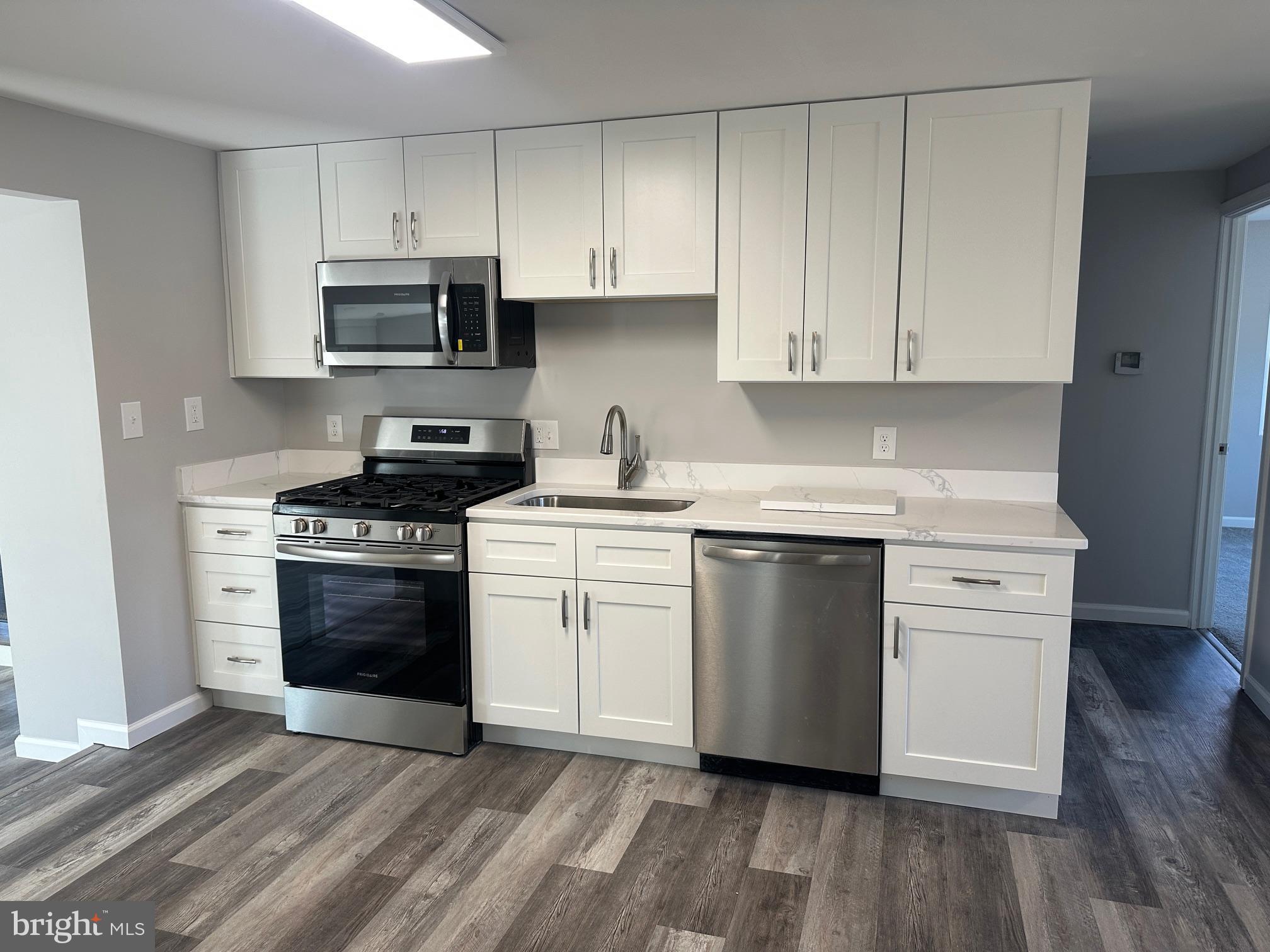 GLEN GARDENS - Residential Lease