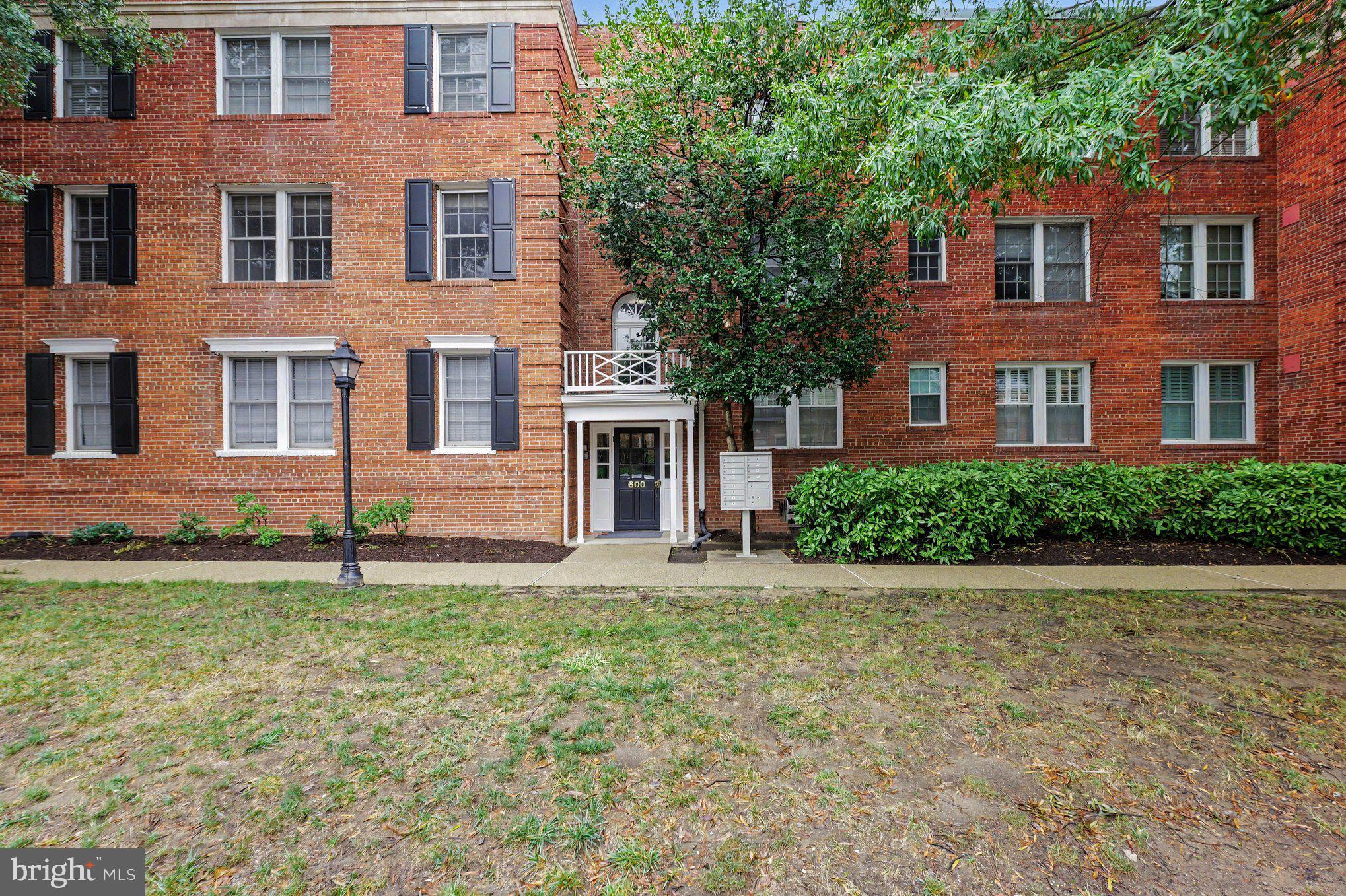 600 BASHFORD LANE 2332
