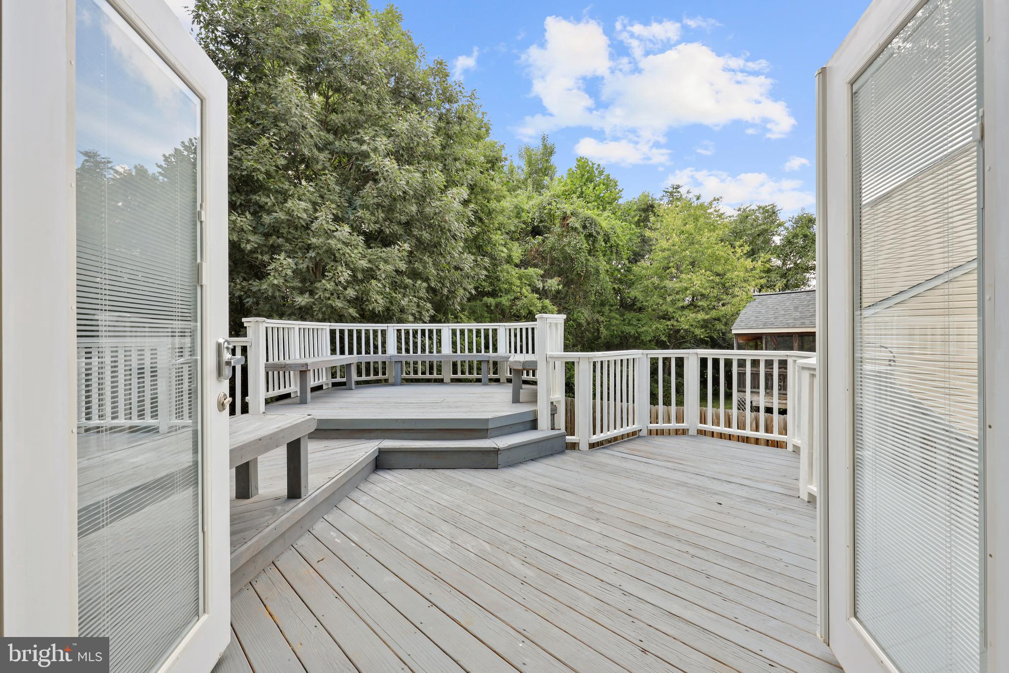 KINGS WOODS - Residential