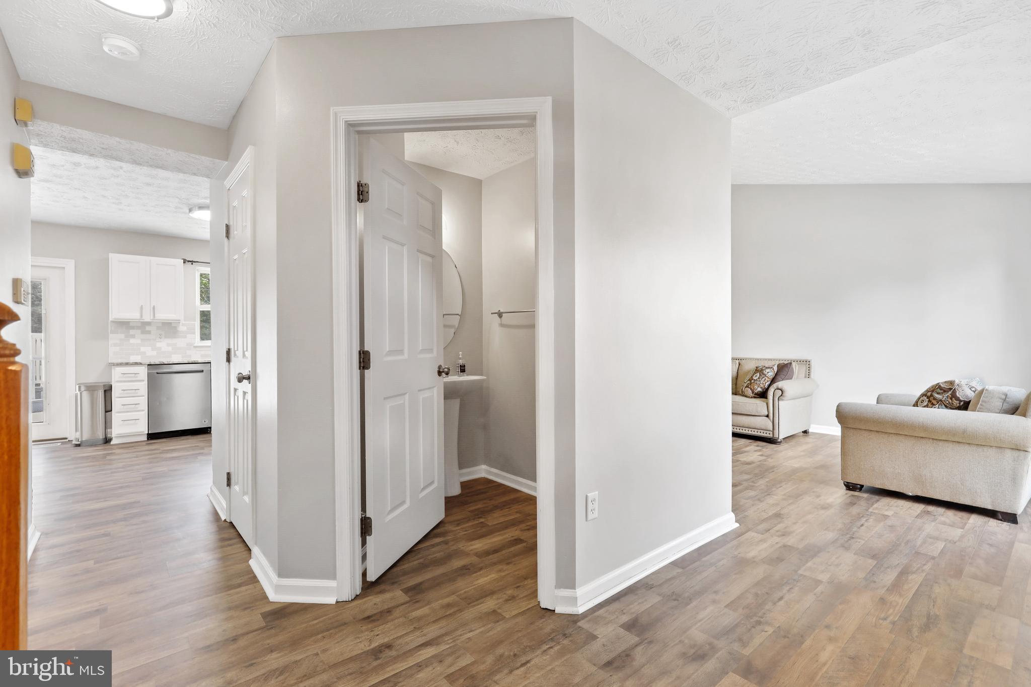 KINGS WOODS - Residential