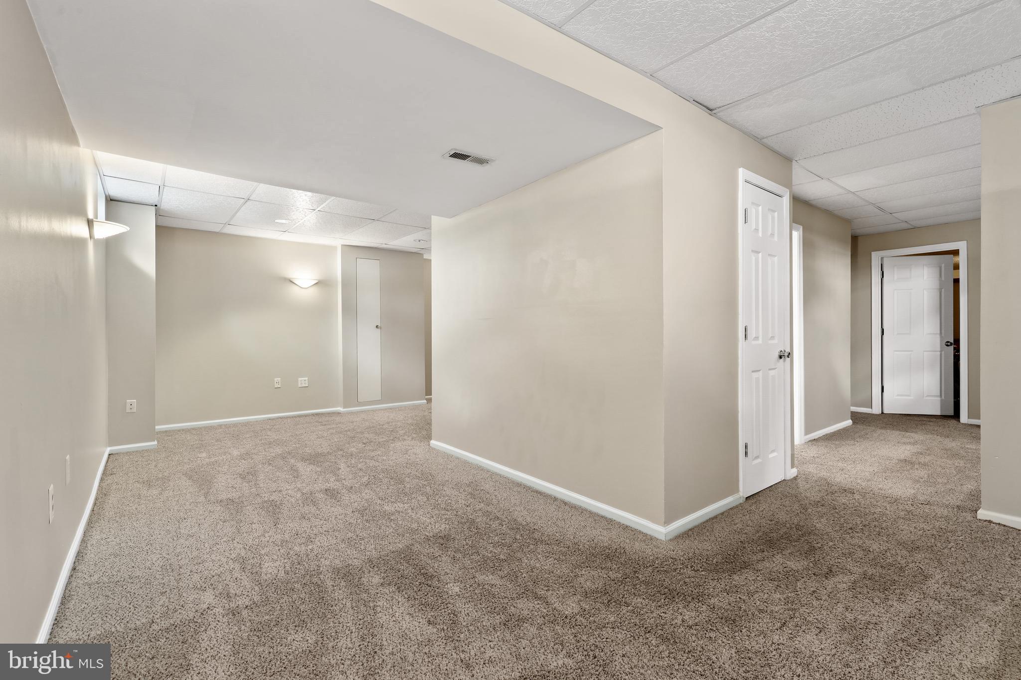 KINGS WOODS - Residential