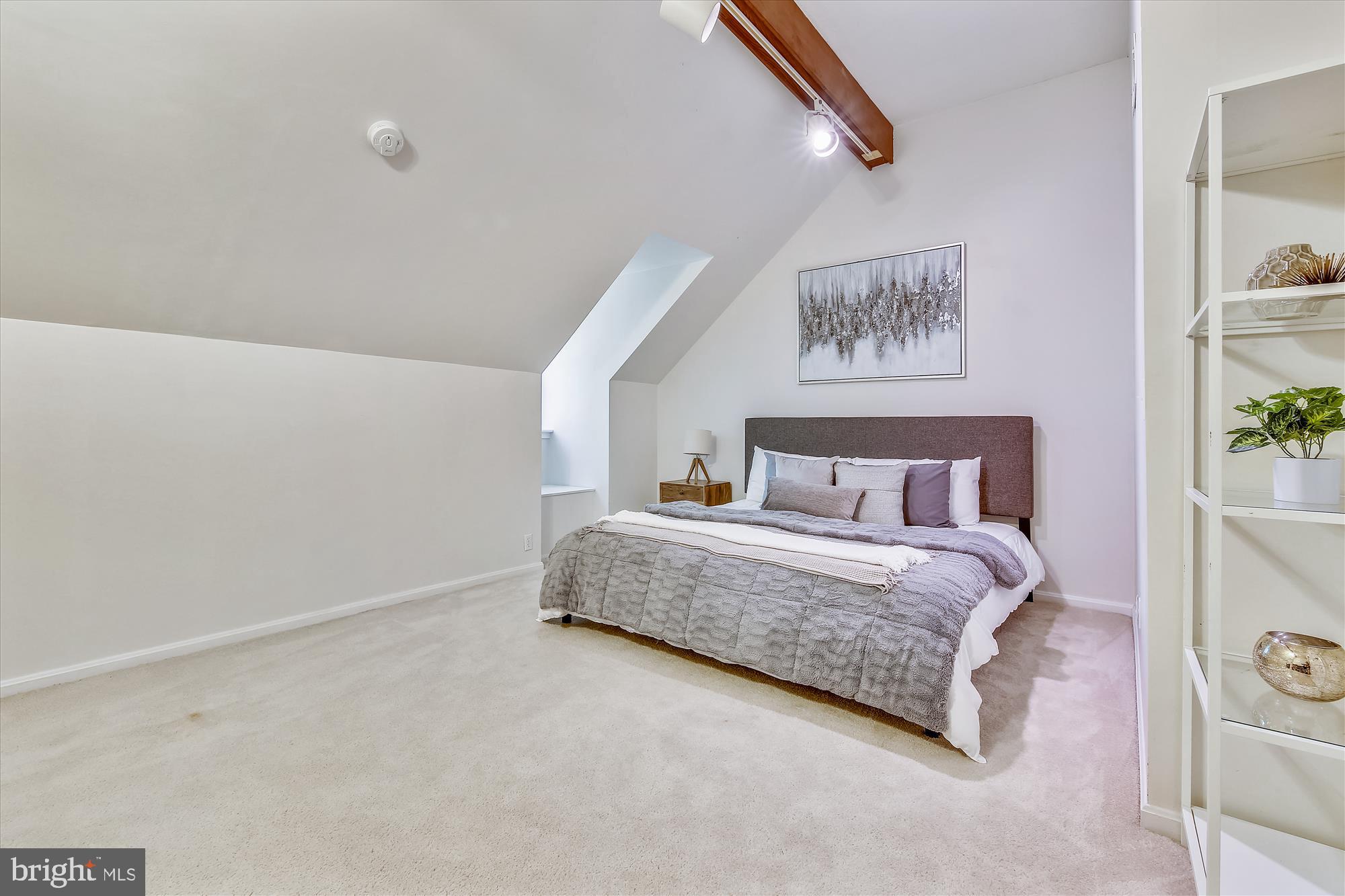 FAIRLINGTON GLEN - Residential