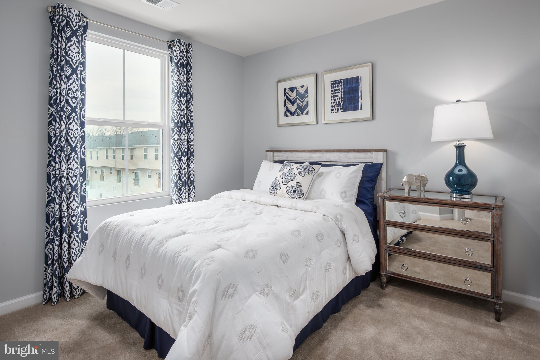 THE LAKES AT MARTINSBURG - Residential