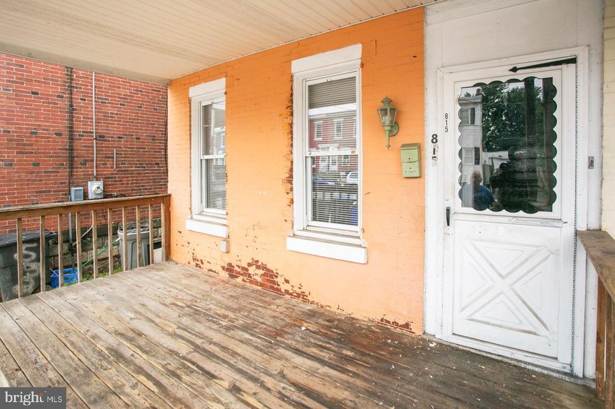 Welcome to 815 George Street. -- INVESTOR SPECIAL .  Porch leads to cozy -2/3 bedroom  plus loft twin  home  with a fenced back yard.  Needs some work but  priced to sell.  Enjoy the nearby  Norristown Farm Park, Elmwood Park  Zoo, Library and Restaurants.    Easy access to the  Norristown Transportation Center-SEPTA Regional  Rail.. Shopping at nearby King of Prussia Mall.  Don't miss out on this exceptional opportunity. Lowest priced home in Norristown.