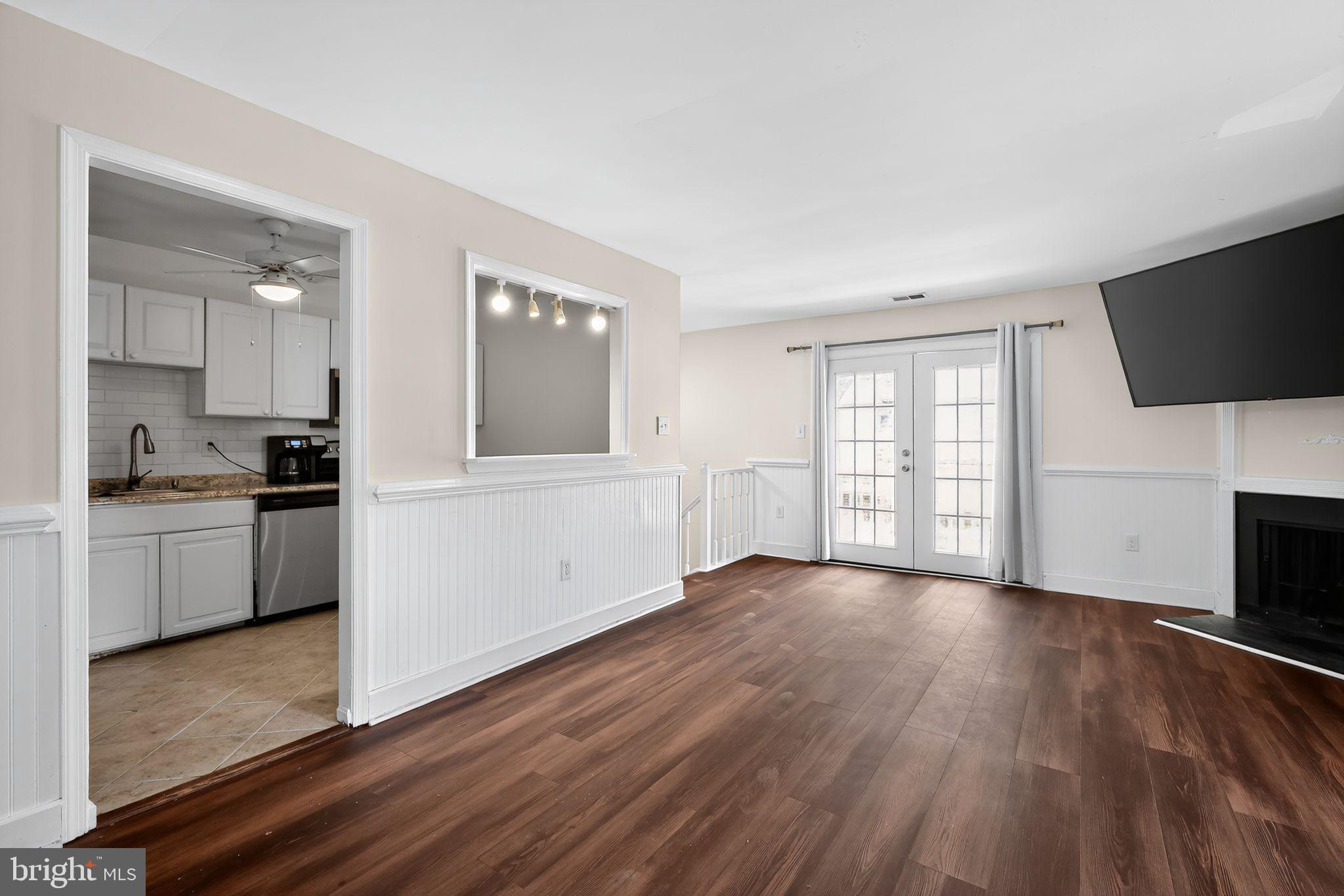 ST CHARLES BANNISTER - Residential