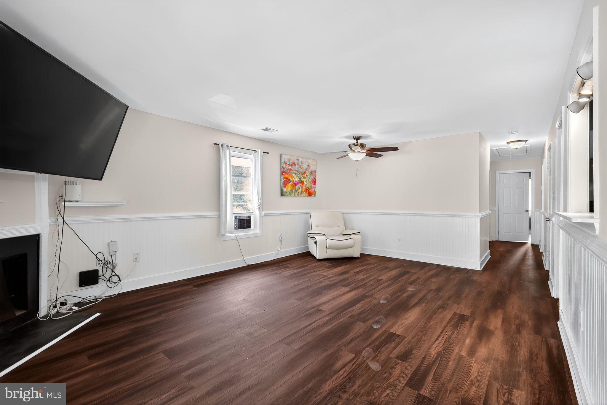 ST CHARLES BANNISTER - Residential