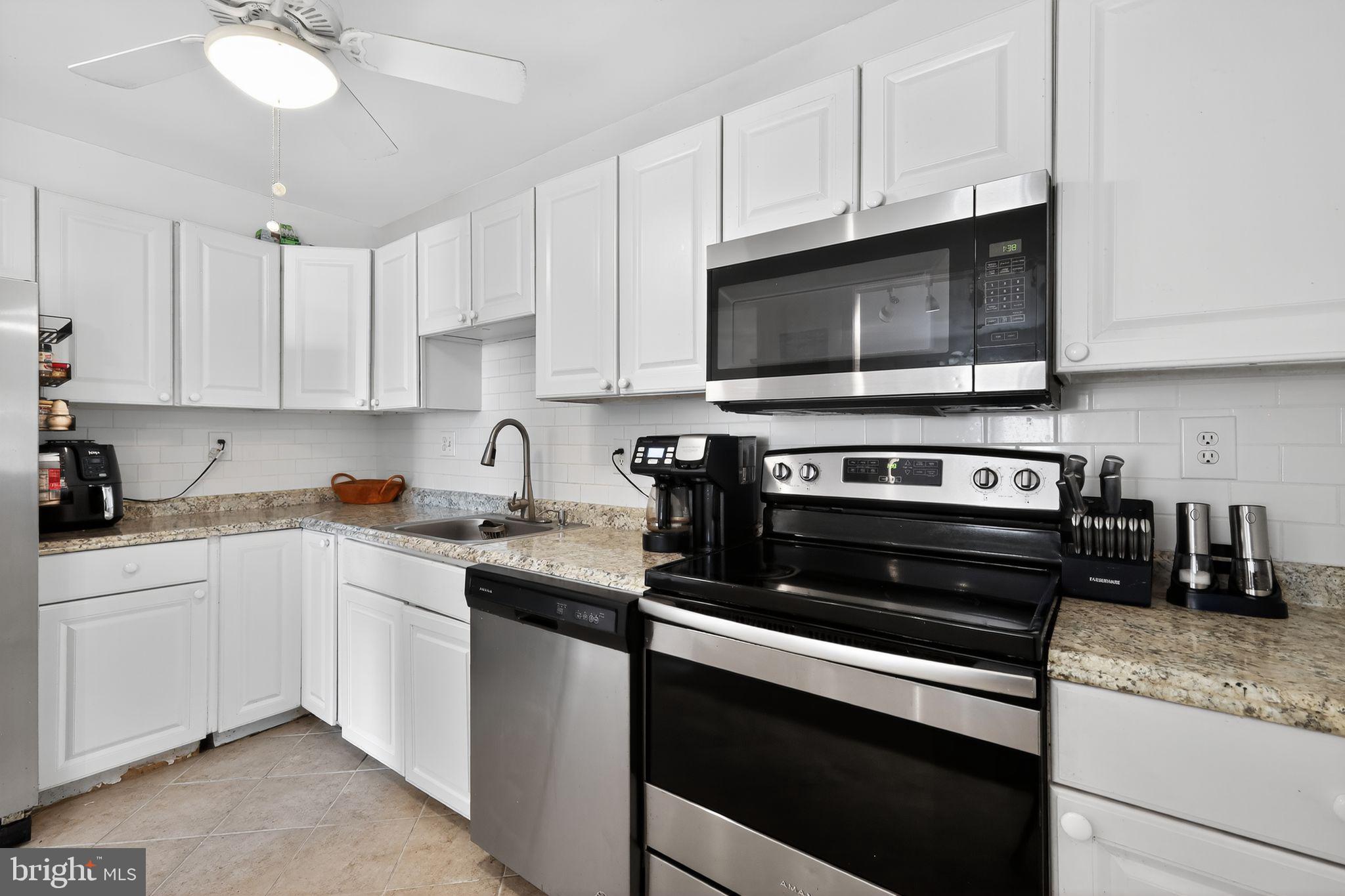 ST CHARLES BANNISTER - Residential