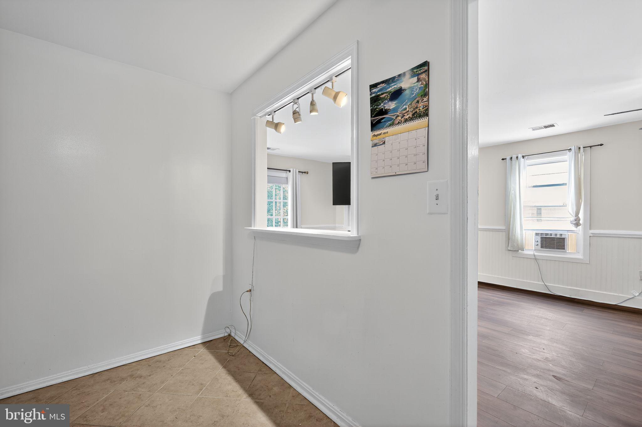 ST CHARLES BANNISTER - Residential