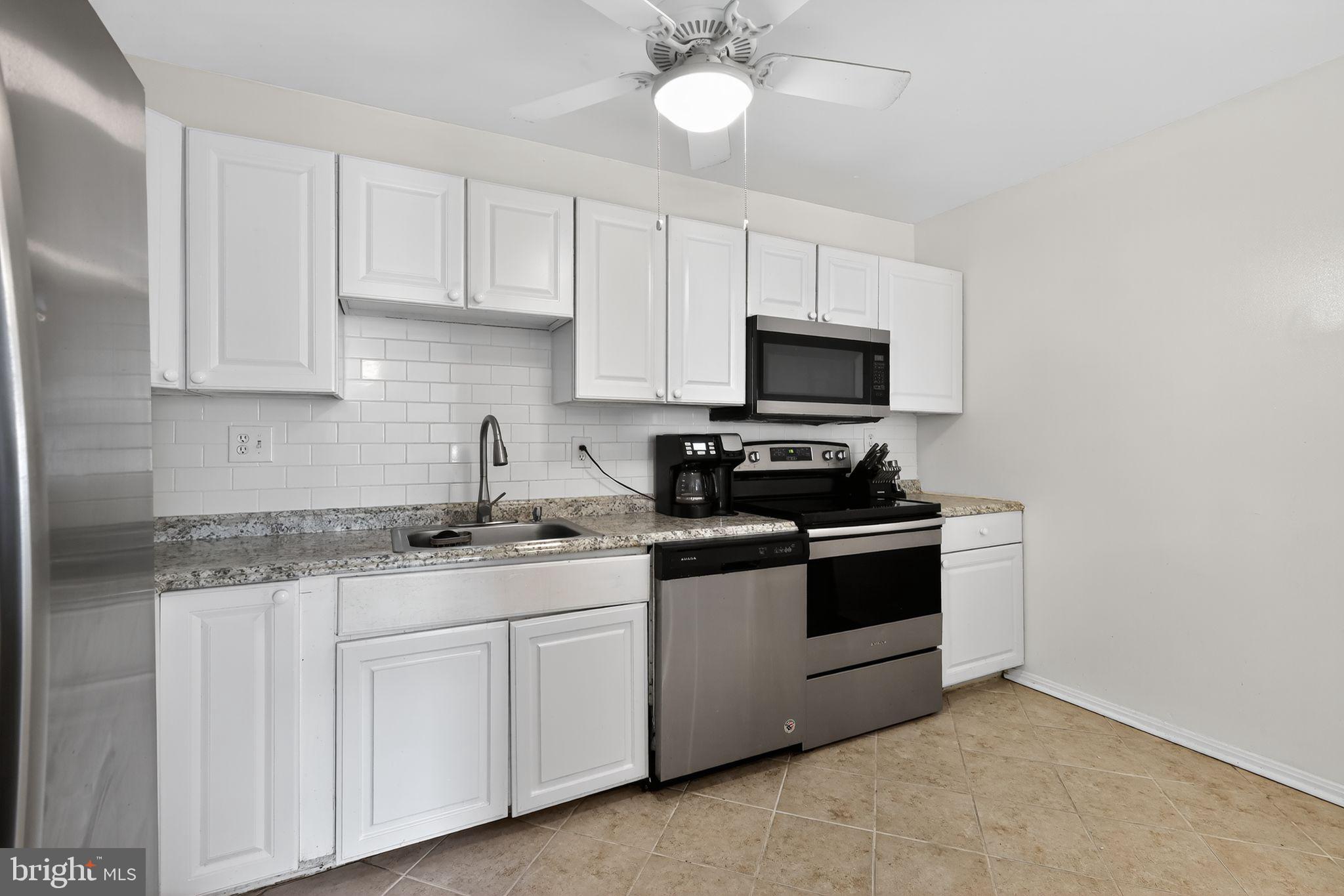 ST CHARLES BANNISTER - Residential